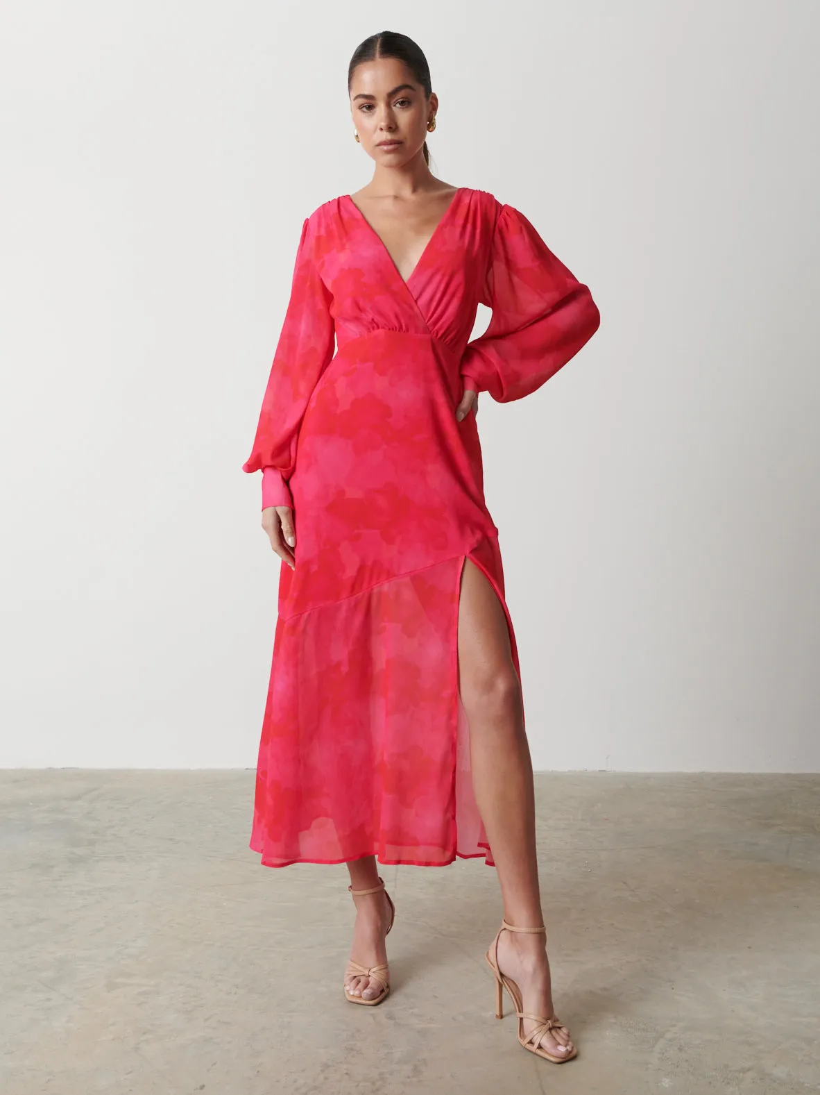 Lilianna Backless Balloon Sleeve Printed Dress - Pink and Red Watercolour sold by Pretty Lavish product image thumbnail 2