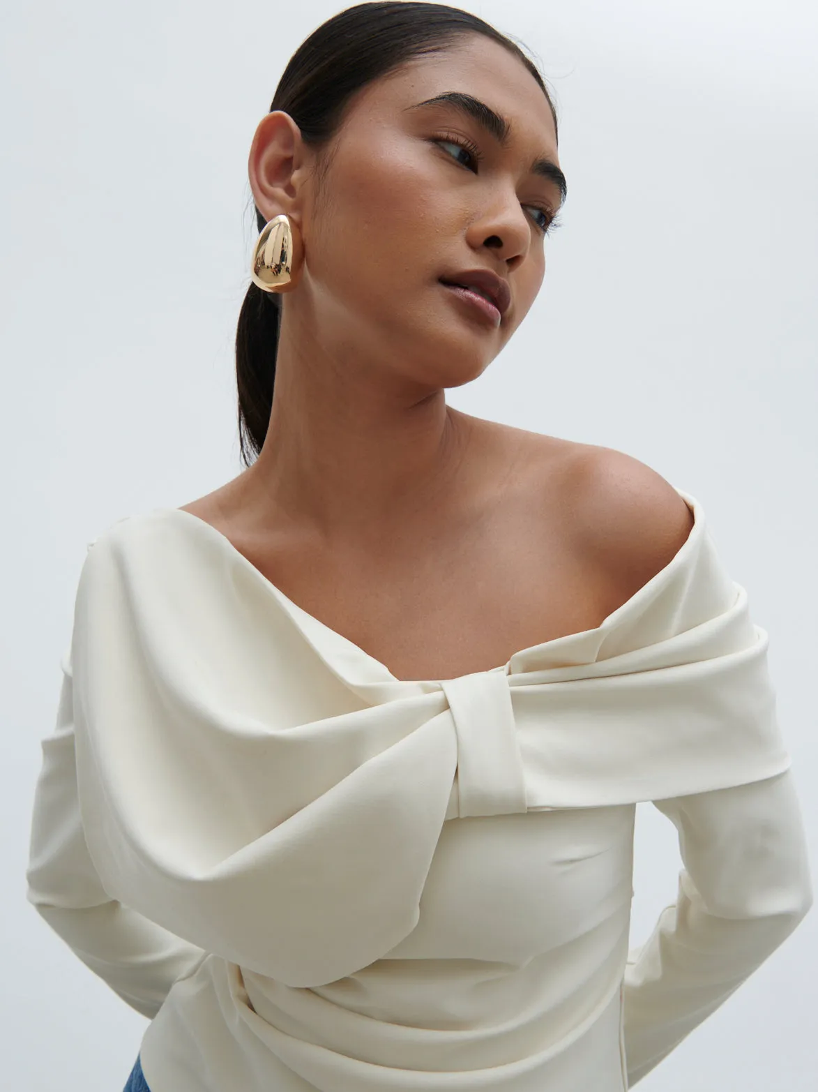 Naomi Exaggerated Bow Top - Cream sold by Pretty Lavish product image thumbnail 3