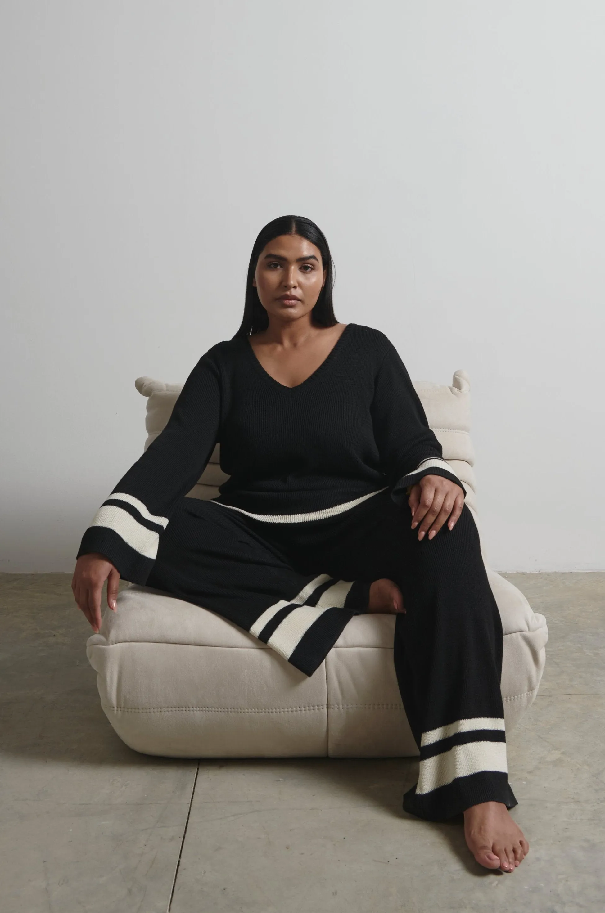 Cassie Contrast Knit Trousers Curve - Black and Cream sold by Pretty Lavish product image thumbnail 2