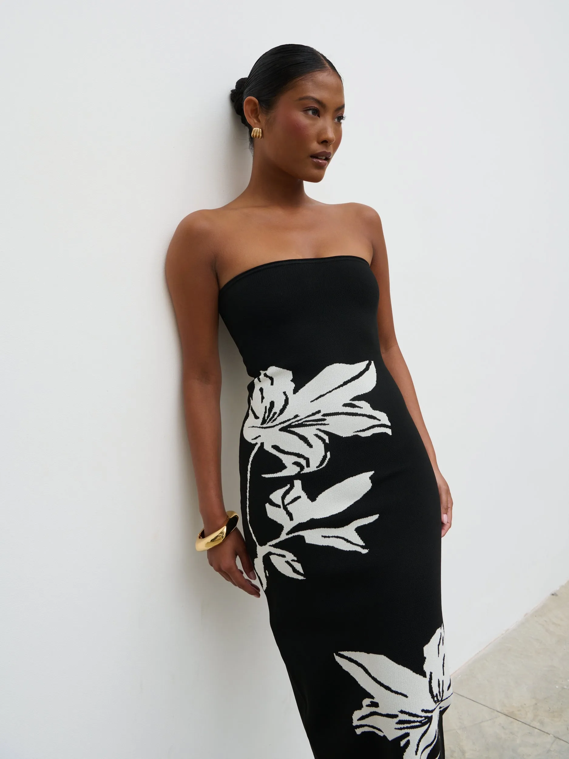 Milena Floral Bandeau Knit Midaxi Dress - Black and Cream sold by Pretty Lavish product image thumbnail 2