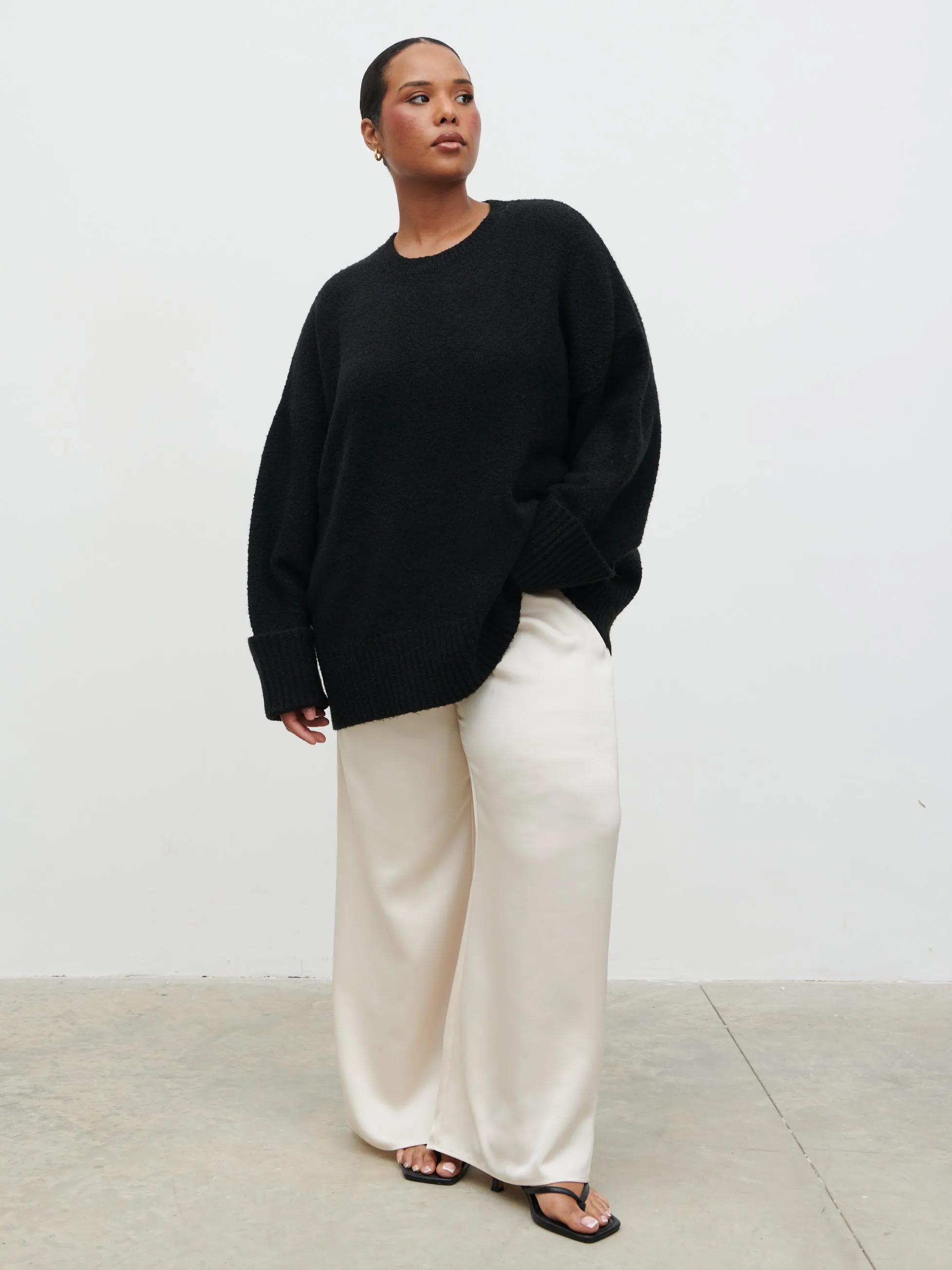 Camille Oversized Borg Jumper Curve - Black sold by Pretty Lavish product image thumbnail 3