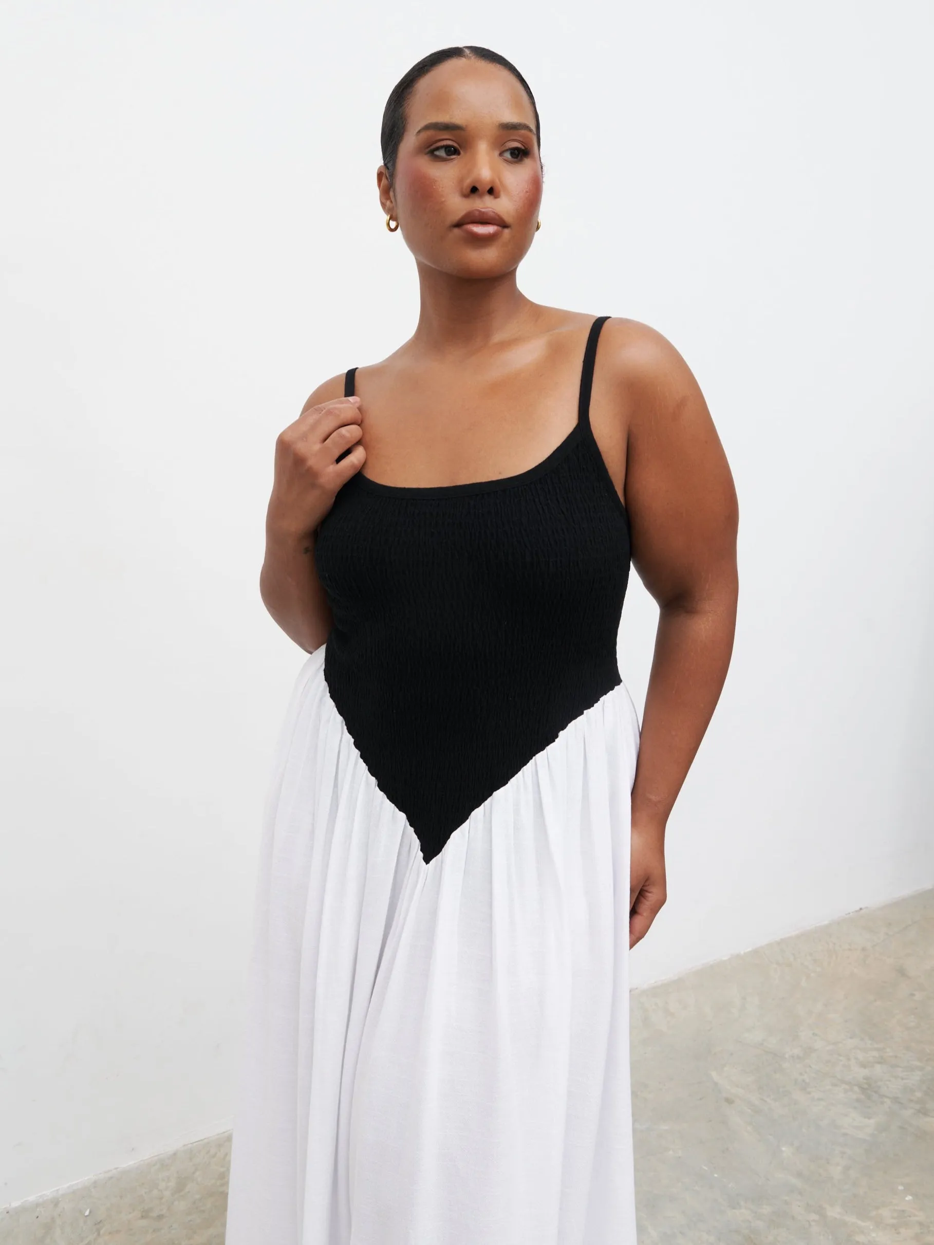 Maude Shirred Contrast Maxi Dress Curve - Black and Cream sold by Pretty Lavish product image thumbnail 2