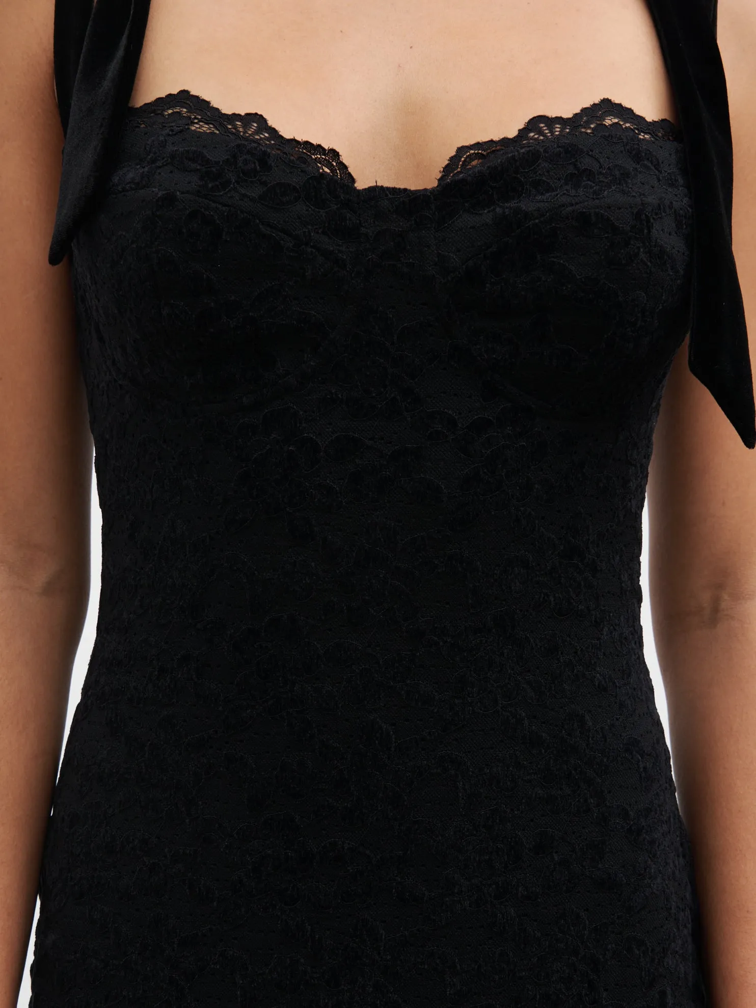 Serephina Lace Midaxi Dress - Black sold by Pretty Lavish product image thumbnail 4