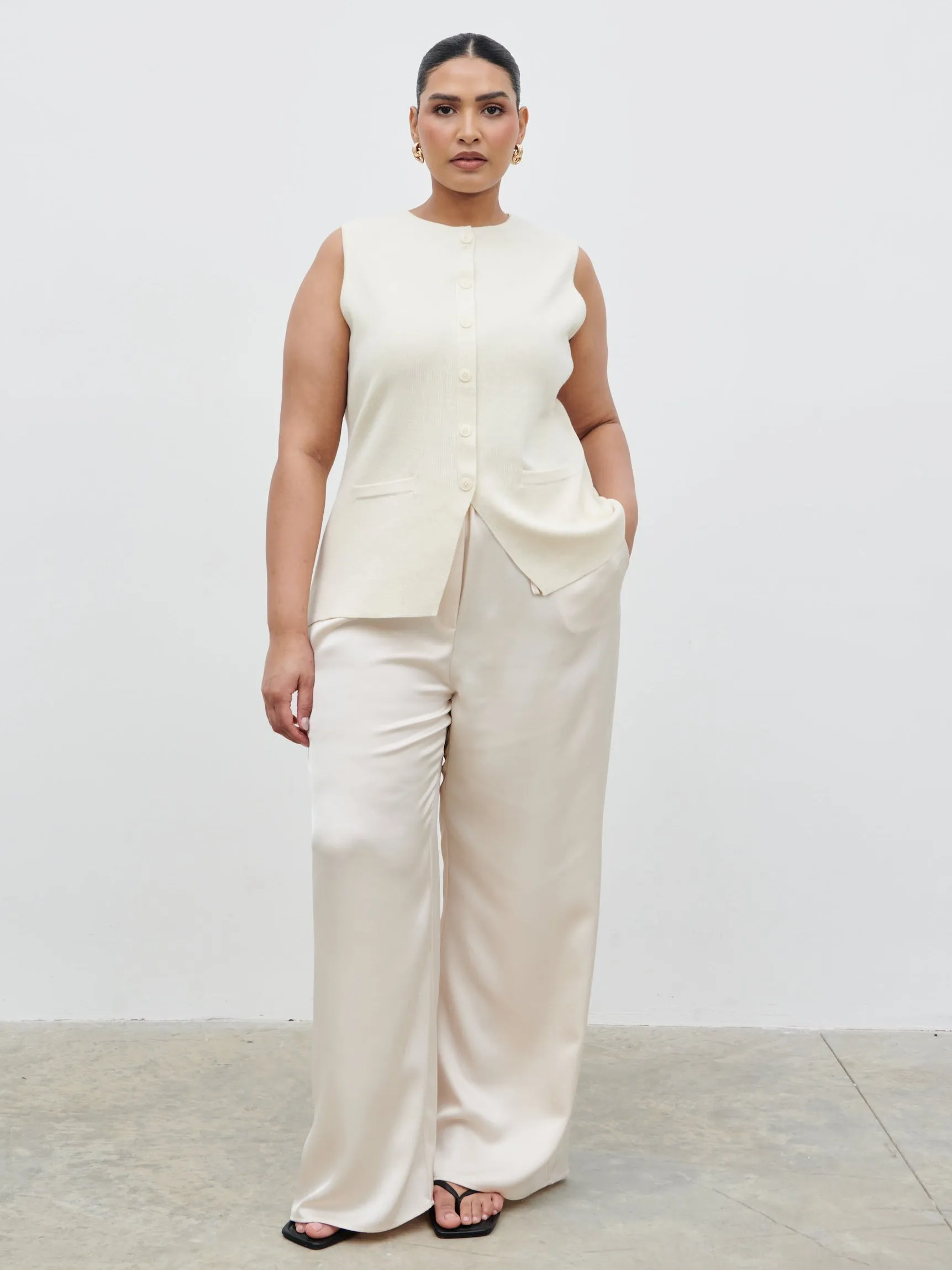 Alba Knit Longline Waistcoat Curve - Cream sold by Pretty Lavish product image thumbnail 3