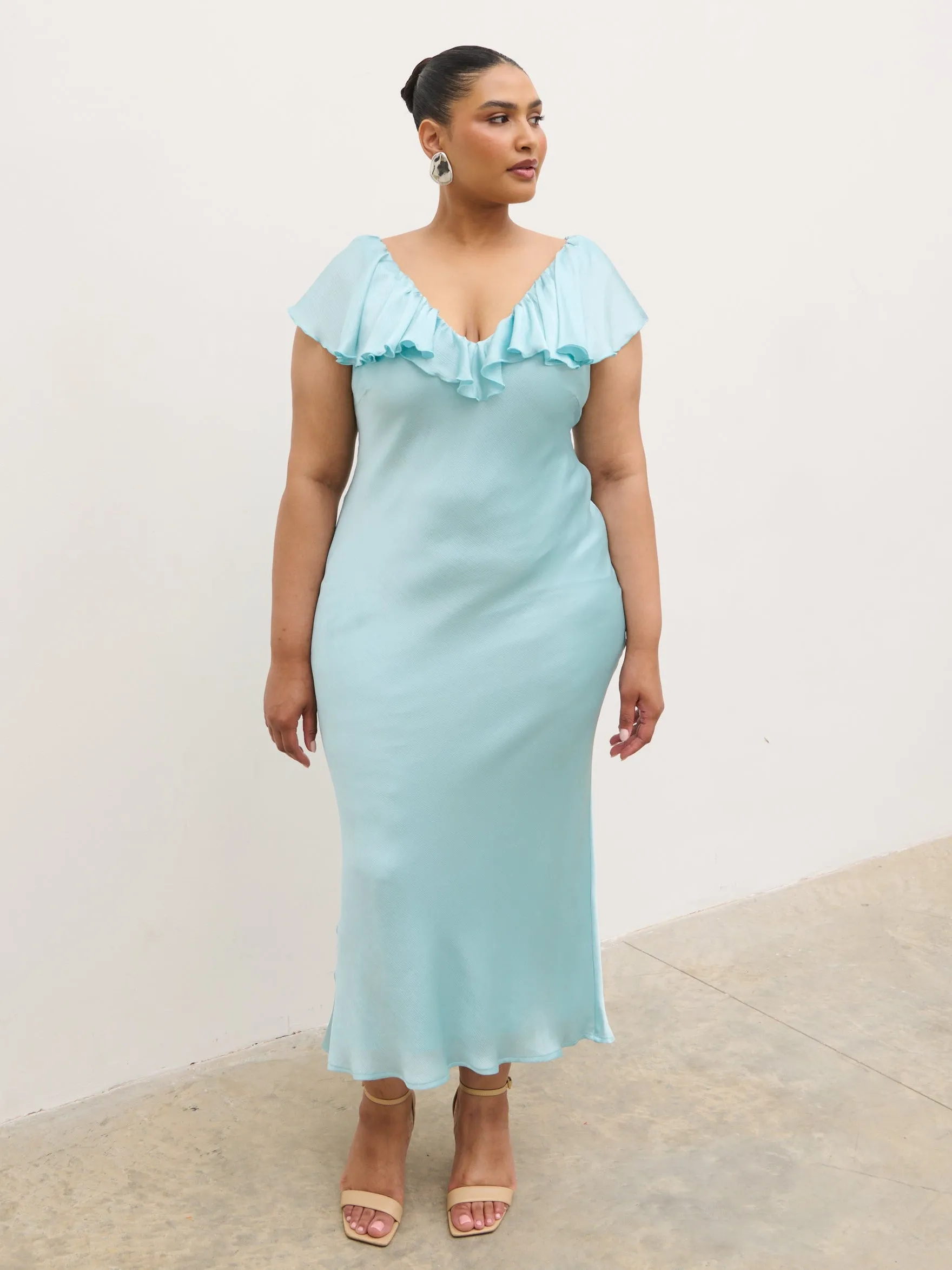 Adina Midaxi Dress Curve - Seaspray Blue sold by Pretty Lavish product image thumbnail 4