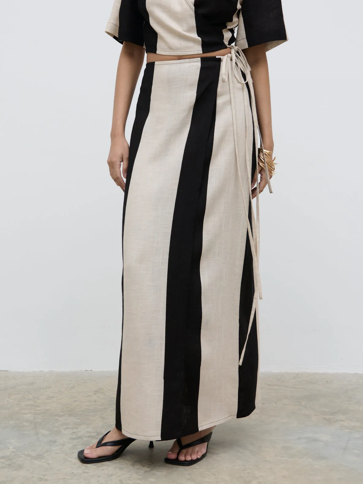 Chaya Printed Wrap Midaxi Skirt - Cream and Black sold by Pretty Lavish product image thumbnail 3