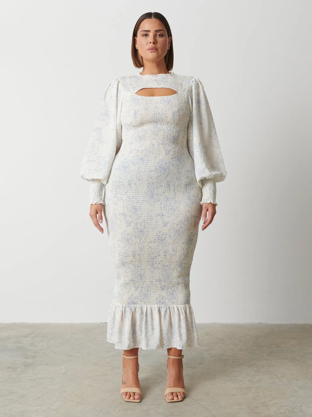 Elise Cut Out Shirred Printed Midaxi Dress Curve - Peony Abstract Floral sold by Pretty Lavish product image thumbnail 4