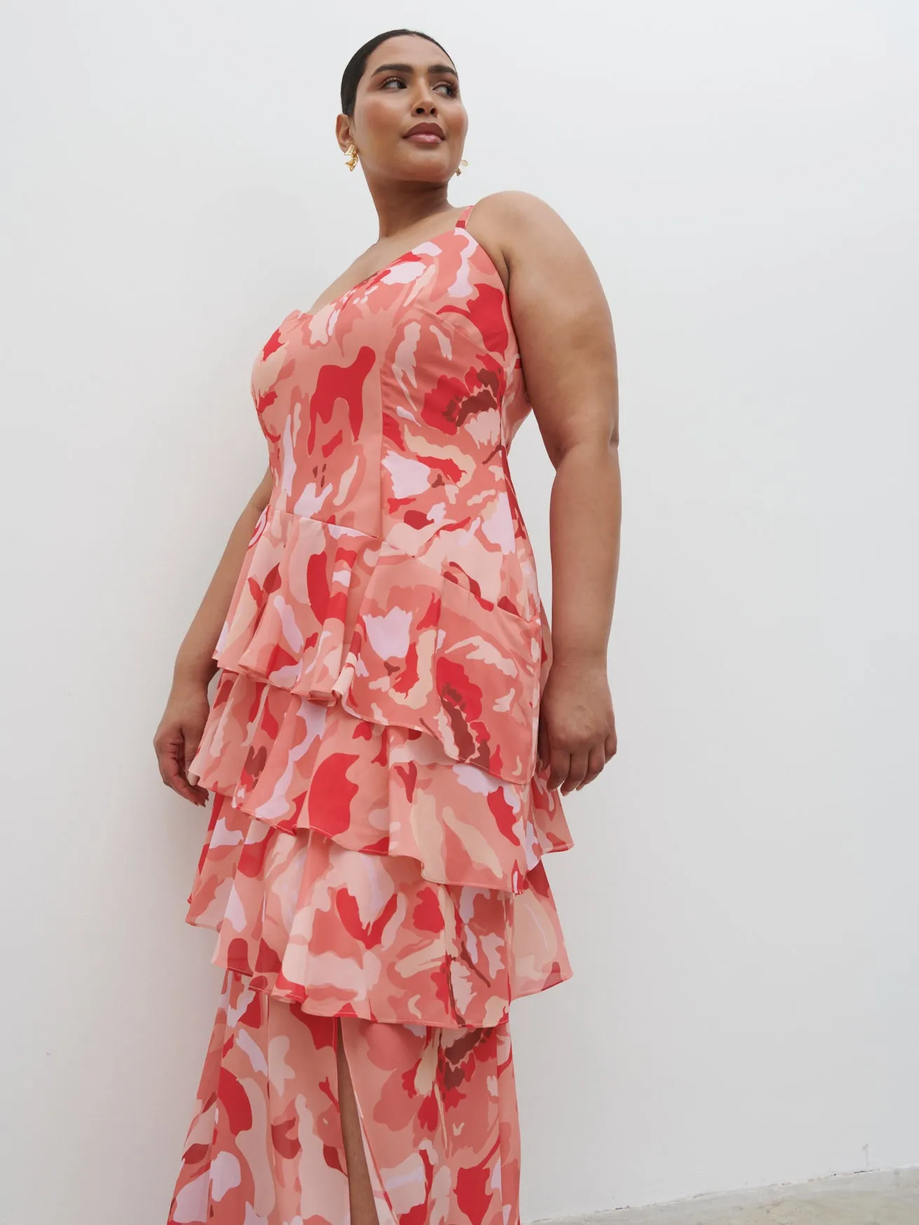 Hettie Maxi Dress Curve - Abstract Multi Floral sold by Pretty Lavish product image thumbnail 2