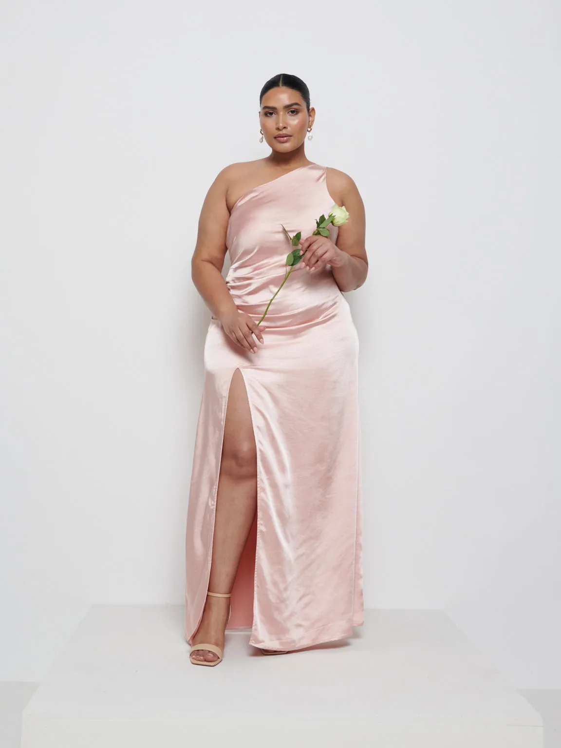 Amelia Ruched Maxi Bridesmaid Dress Curve - Blush sold by Pretty Lavish product image thumbnail 4