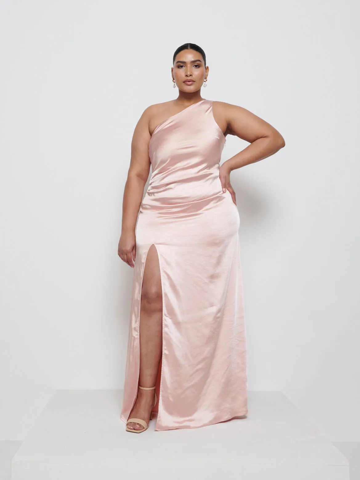Amelia Ruched Maxi Bridesmaid Dress Curve - Blush sold by Pretty Lavish