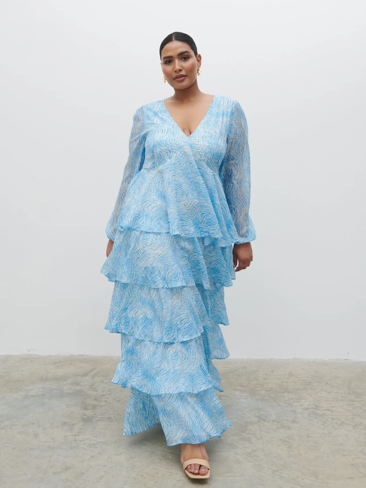 Ashton Ruffle Maxi Dress Curve - Blue Swirl sold by Pretty Lavish product image thumbnail 4