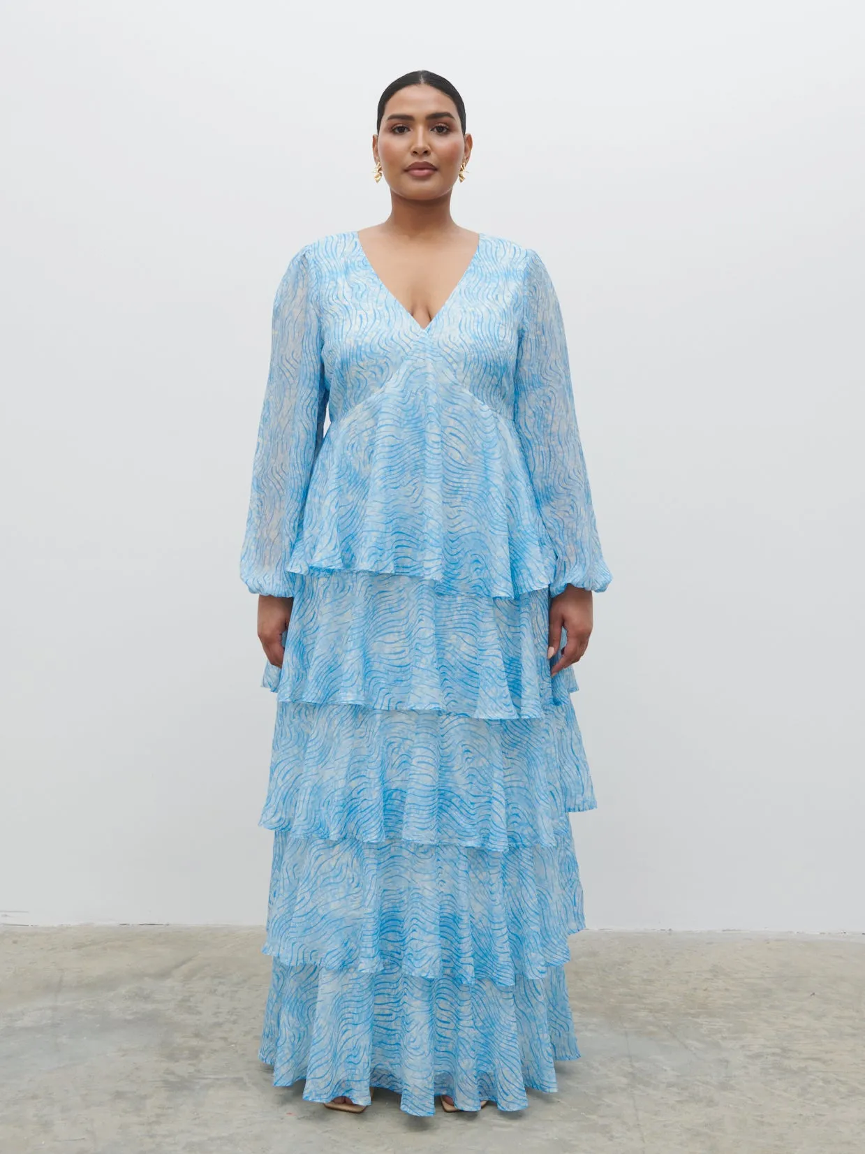 Ashton Ruffle Maxi Dress Curve - Blue Swirl sold by Pretty Lavish product image thumbnail 5