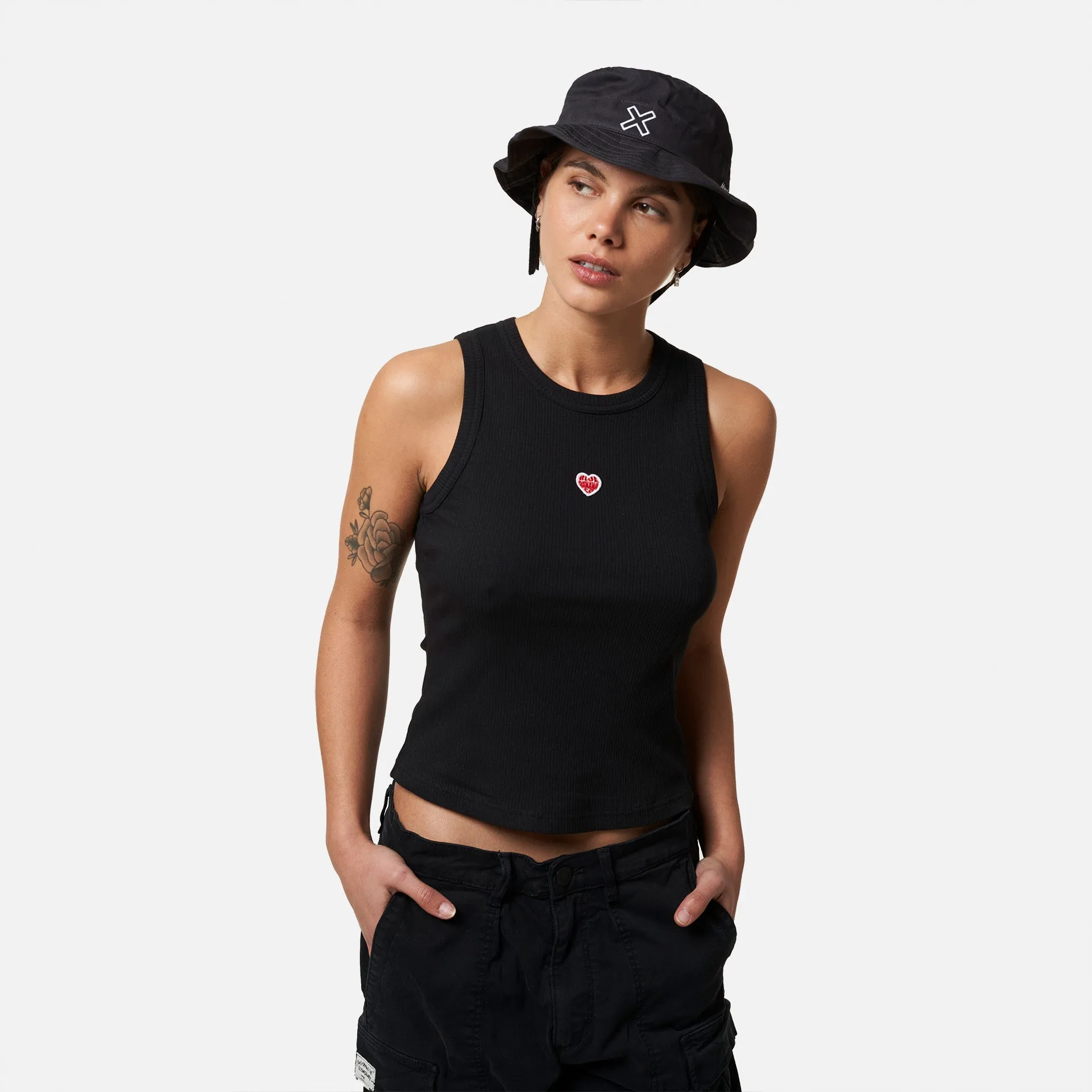 TOP TANK MUJER HEART NEGRO sold by Blue Banana product image thumbnail 3