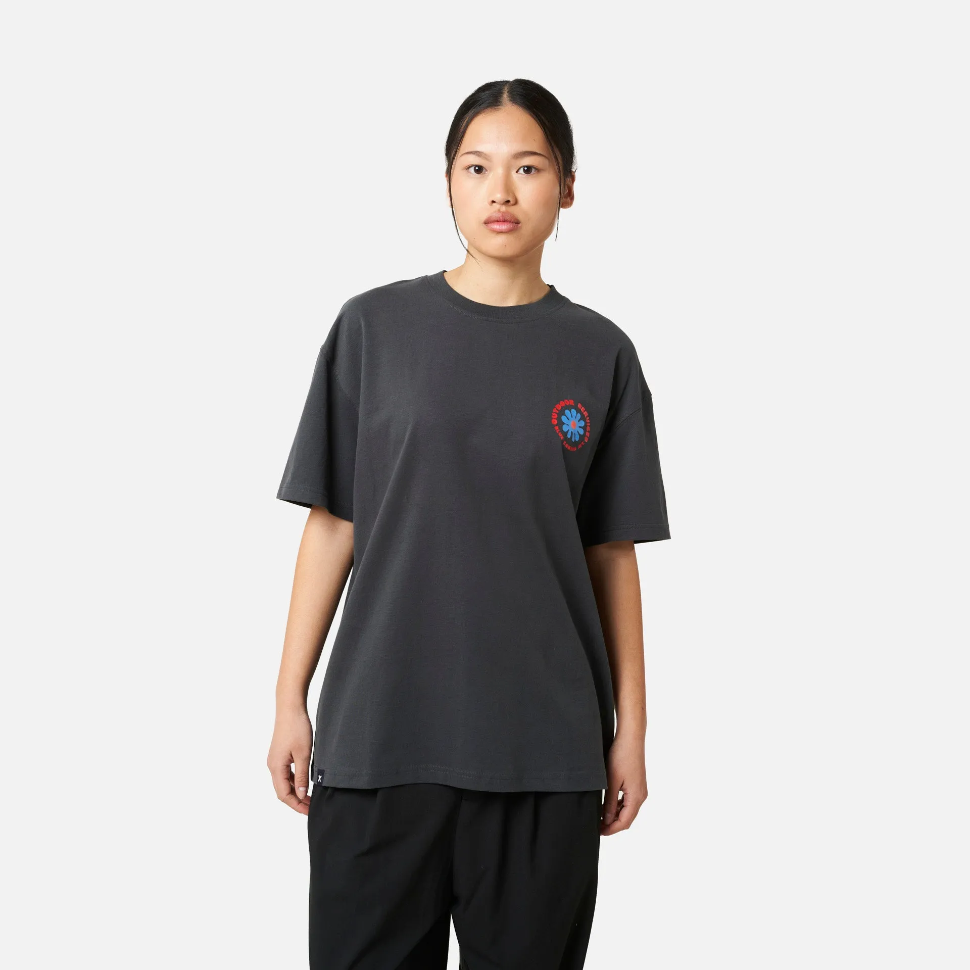 CAMISETA FLOWER ANTRACITA sold by Blue Banana product image thumbnail 3