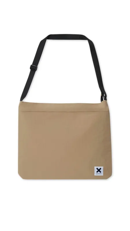BOLSA MESSENGER BEIGE sold by Blue Banana