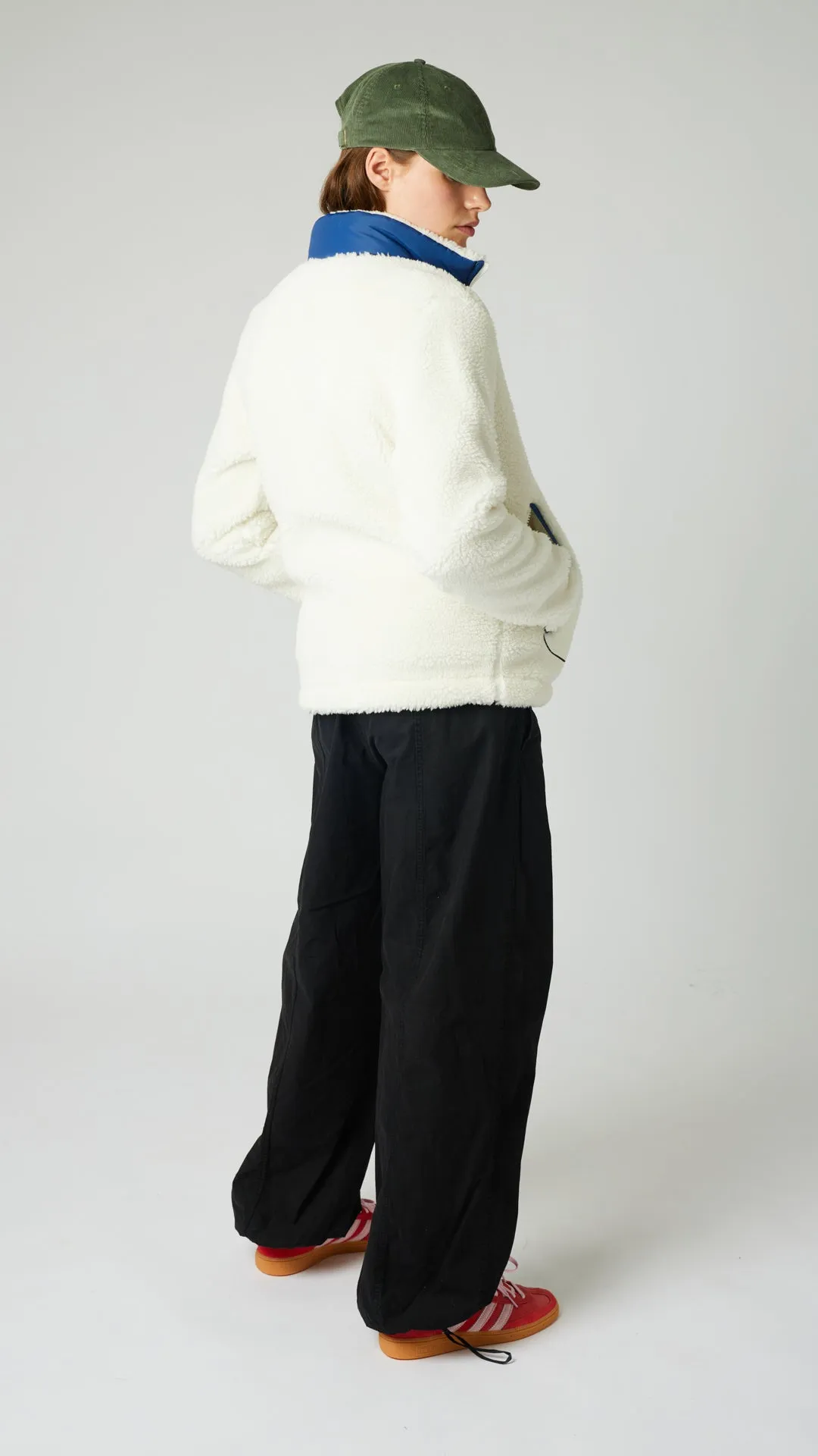 ABRIGO POLAR TENT BLANCO sold by Blue Banana product image thumbnail 4