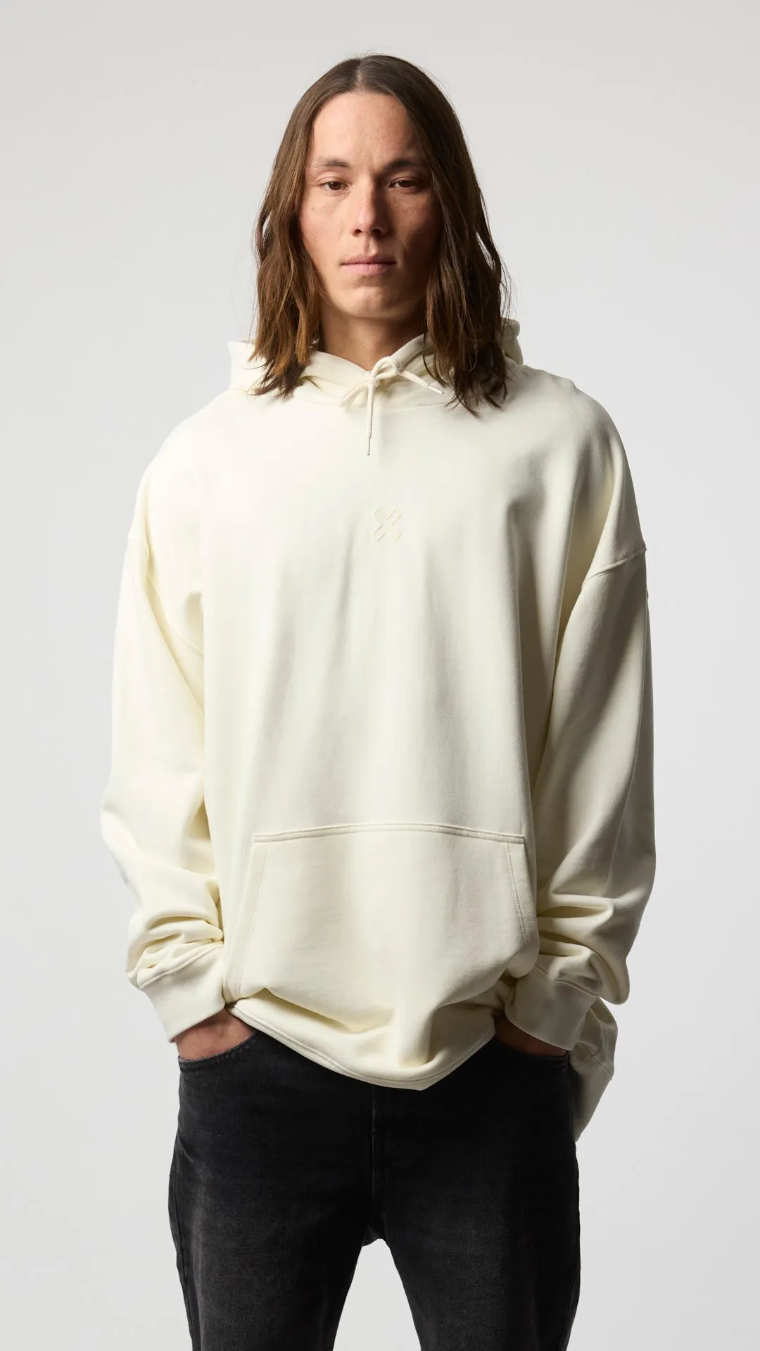 SUDADERA CON CAPUCHA BONFIRE CREMA sold by Blue Banana product image thumbnail 5