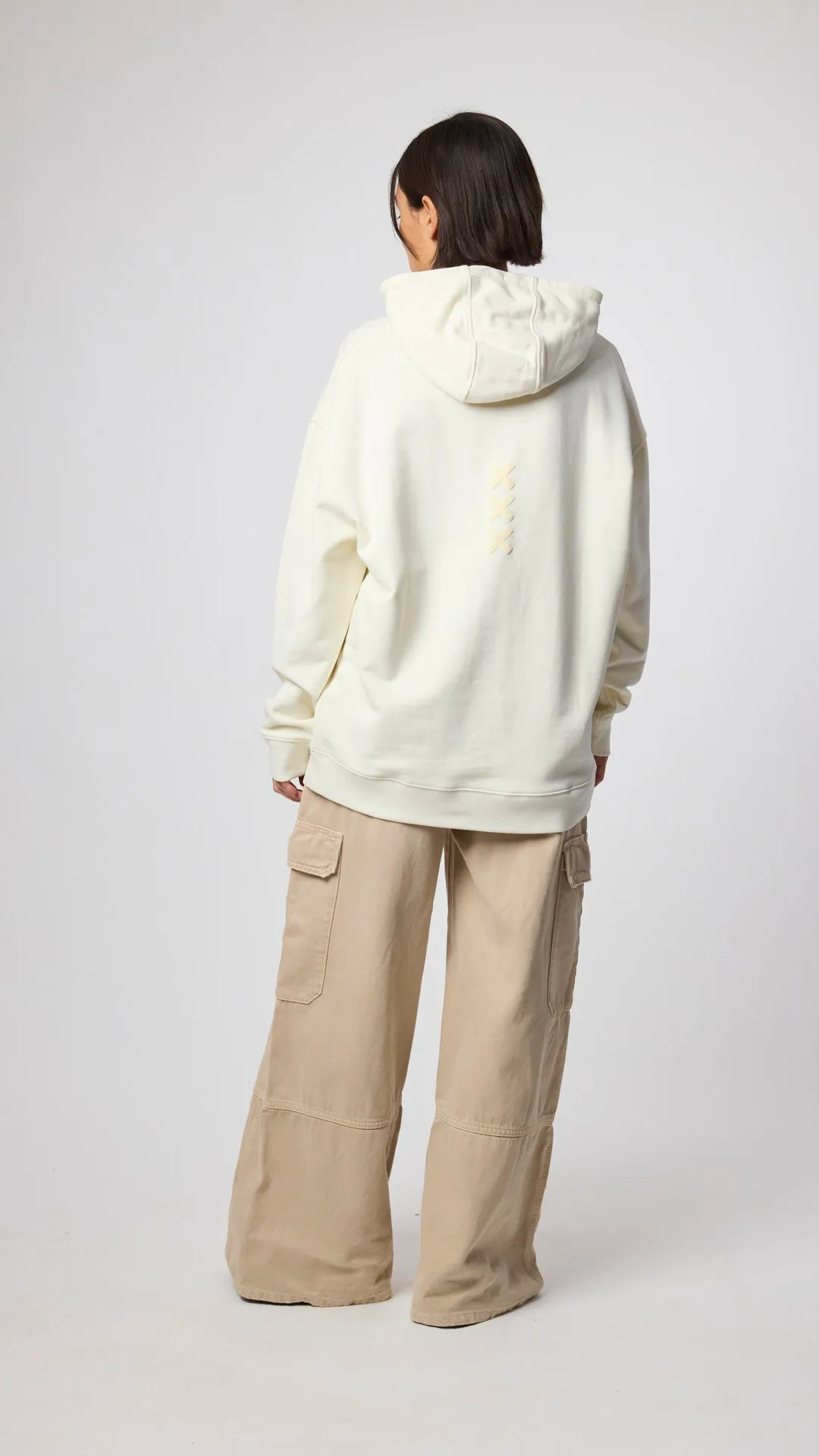 SUDADERA CON CAPUCHA BONFIRE CREMA sold by Blue Banana product image thumbnail 4