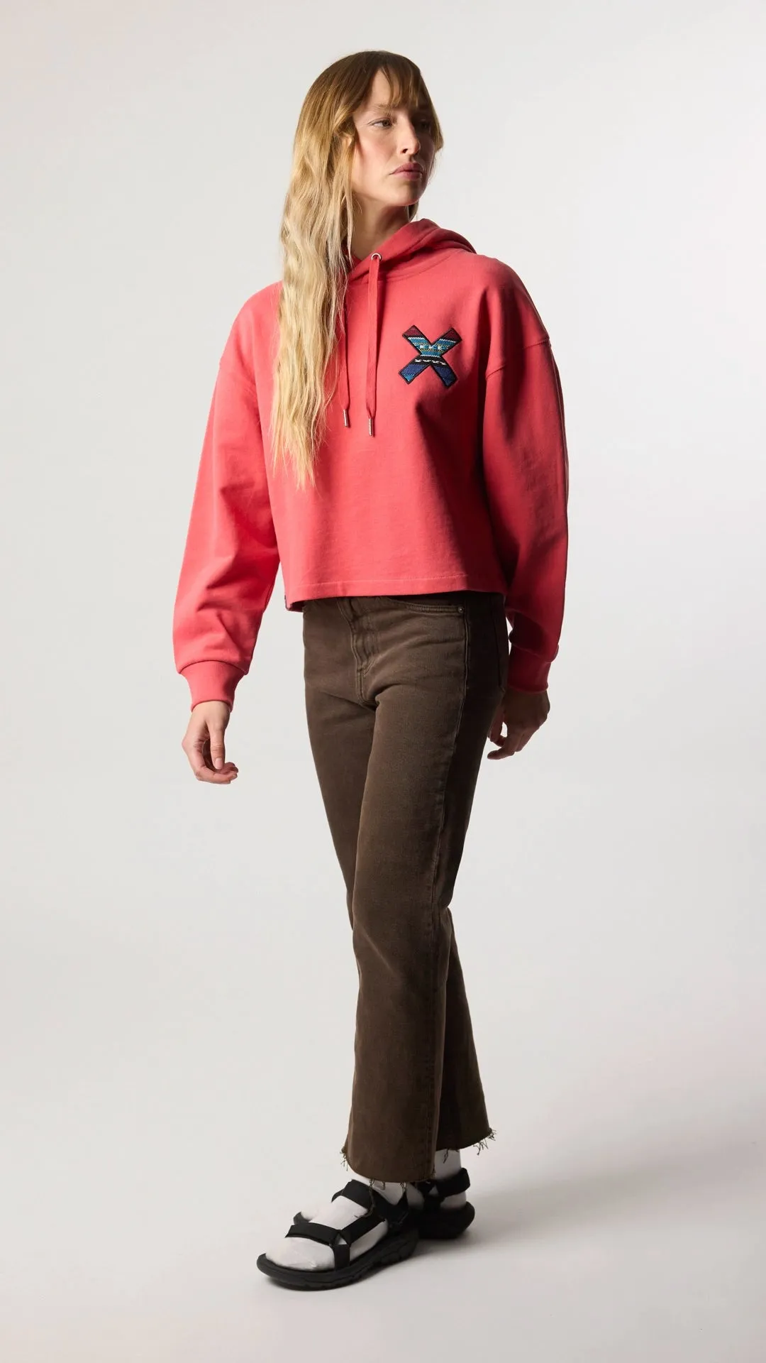 SUDADERA CON CAPUCHA MUJER CLASSIC ROJA sold by Blue Banana product image thumbnail 5