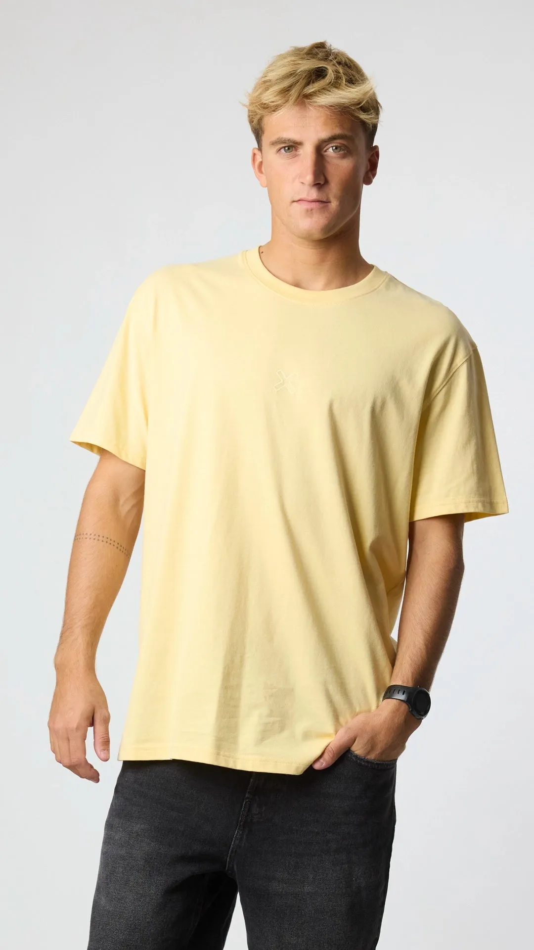 CAMISETA REEF LIGHT YELLOW sold by Blue Banana product image thumbnail 5