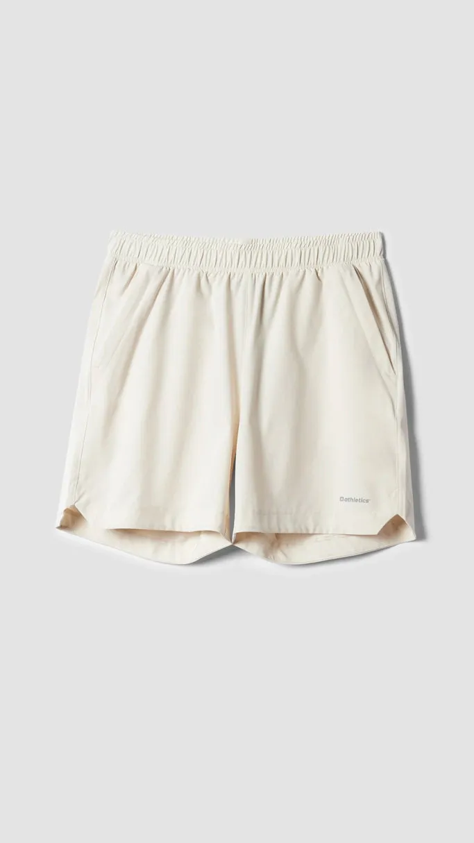 PANTALÓN CORTO ACTIVE DUSTY CREAM sold by Blue Banana