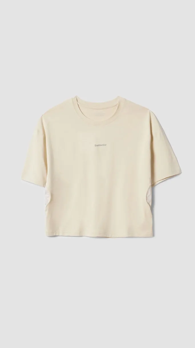 CAMISETA MUJER TRAIN DUSTY CREAM sold by Blue Banana