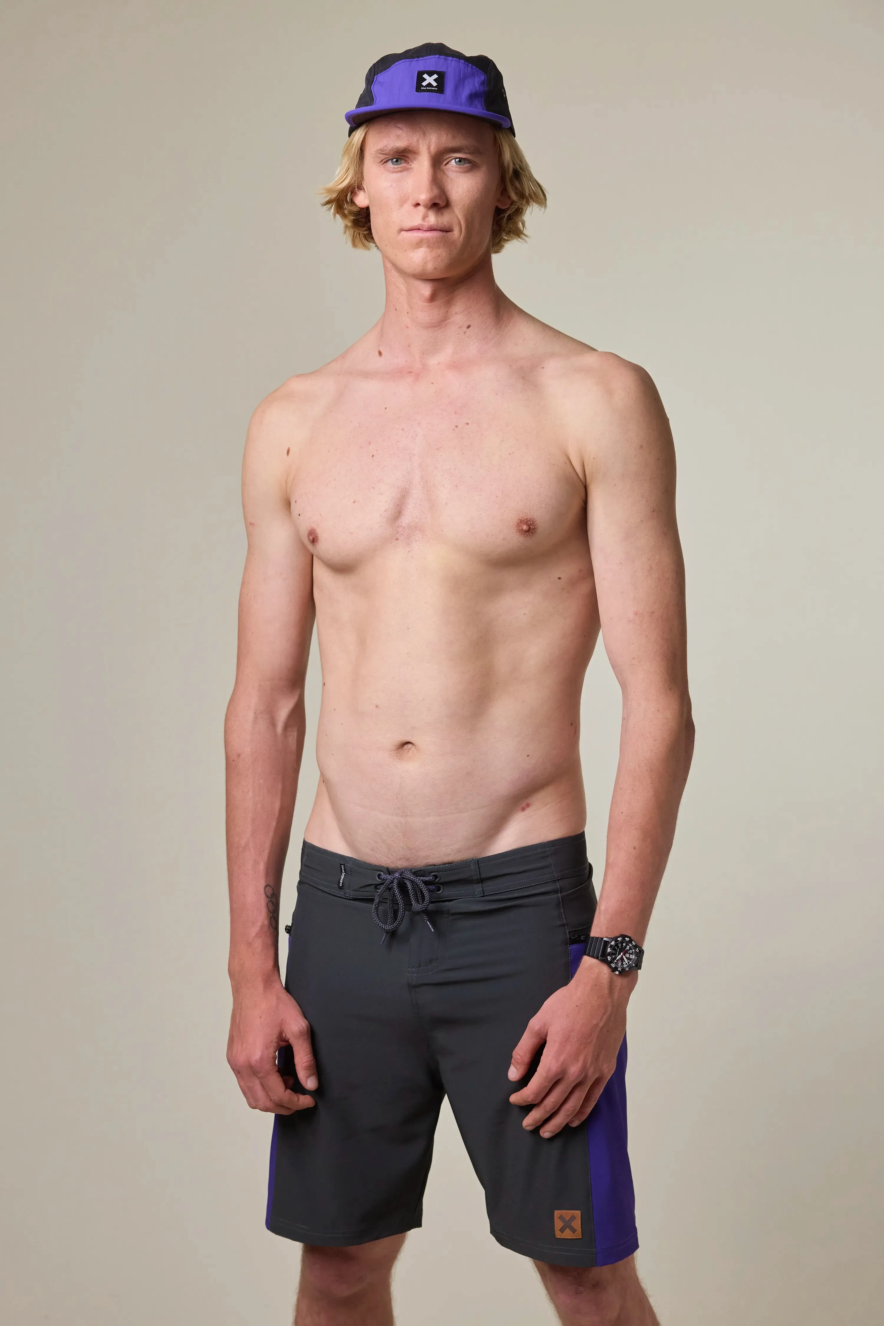 BAÑADOR DE SURF TIM ANTRACITA sold by Blue Banana product image thumbnail 3