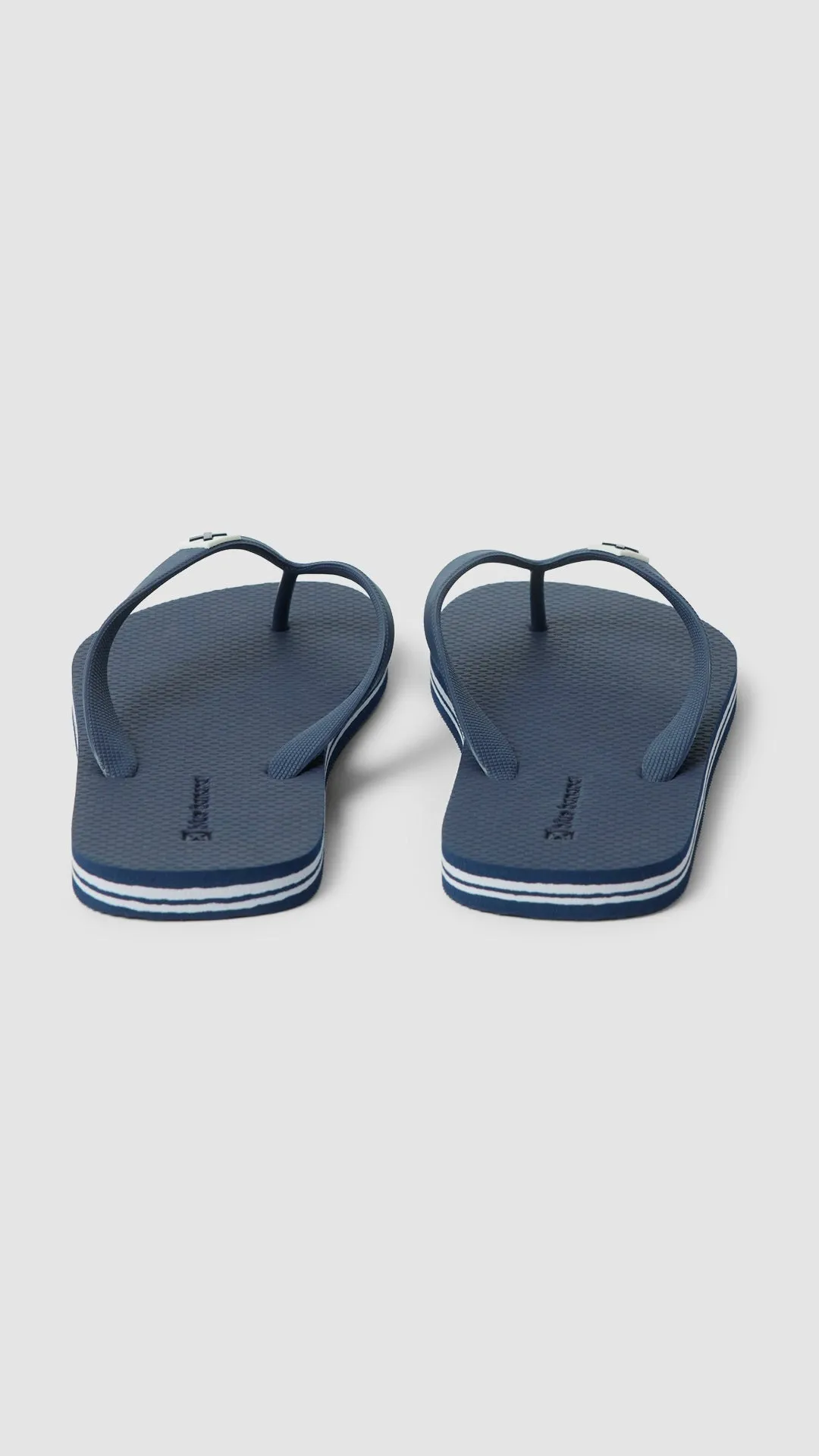 CHANCLAS RILEY AZUL MARINO sold by Blue Banana product image thumbnail 2