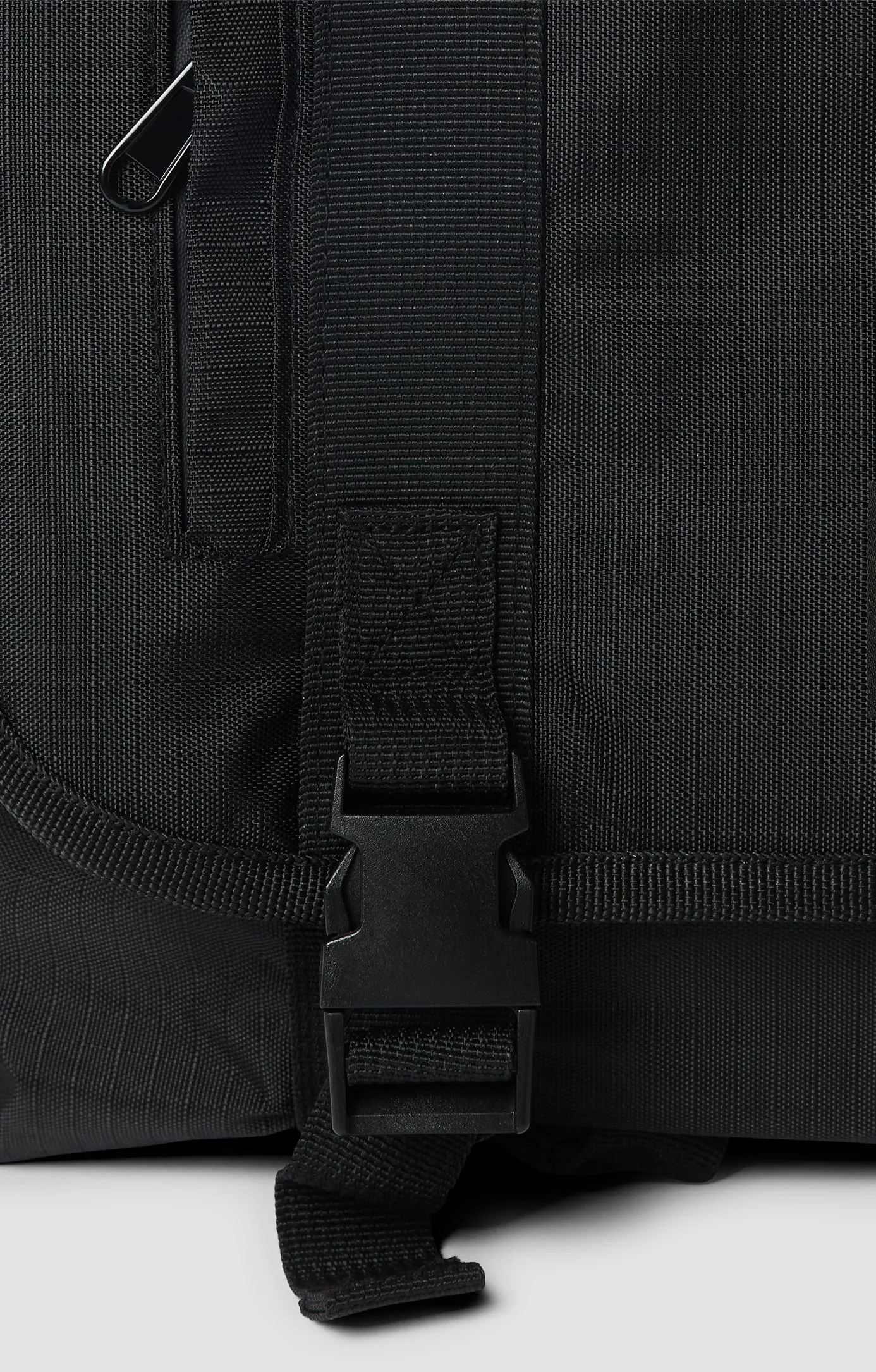 BOLSA MESSENGER CRD NEGRA sold by Blue Banana product image thumbnail 3