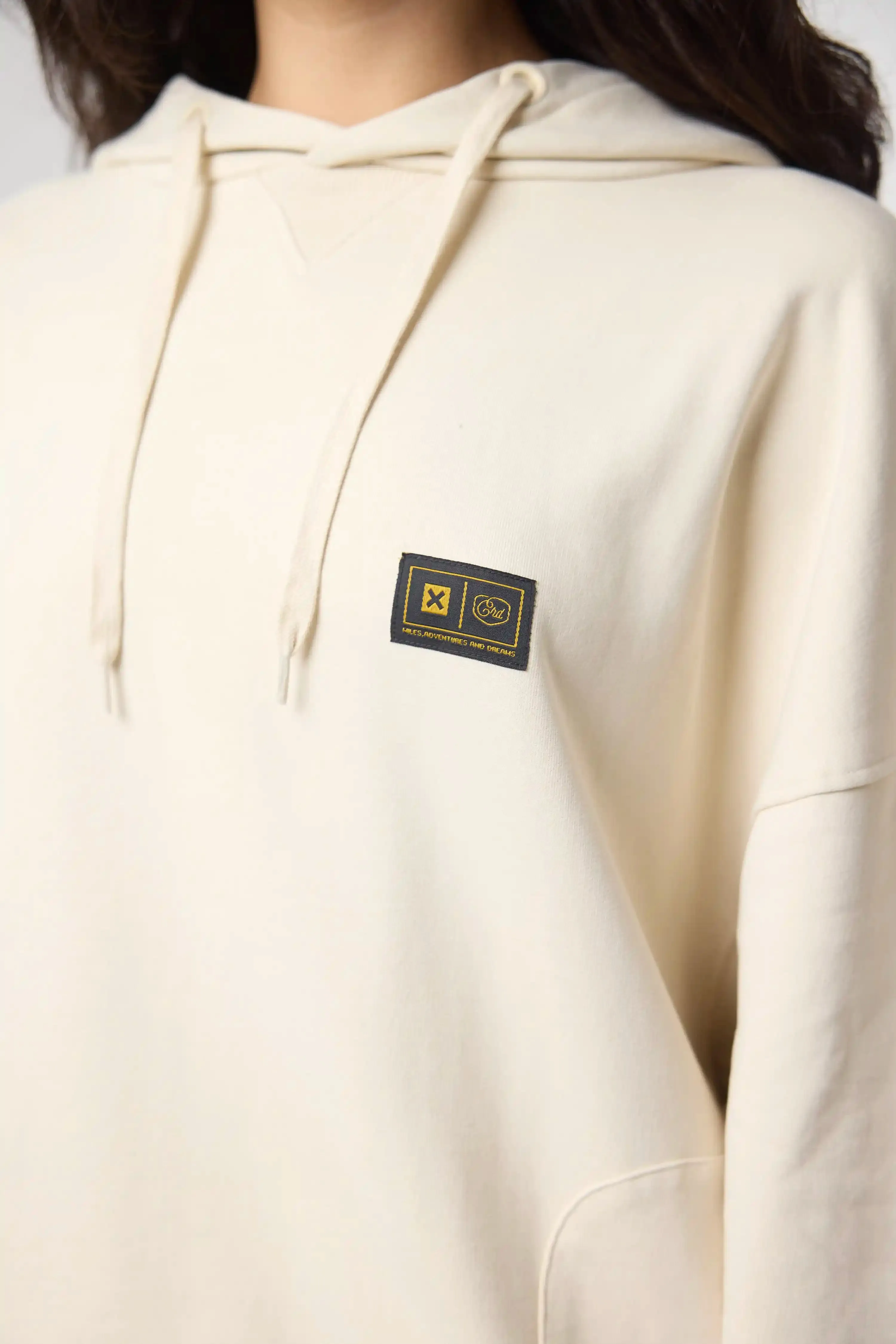 SUDADERA CON CAPUCHA BASIC PREMIUM CRD BLANCO ROTO sold by Blue Banana product image thumbnail 3