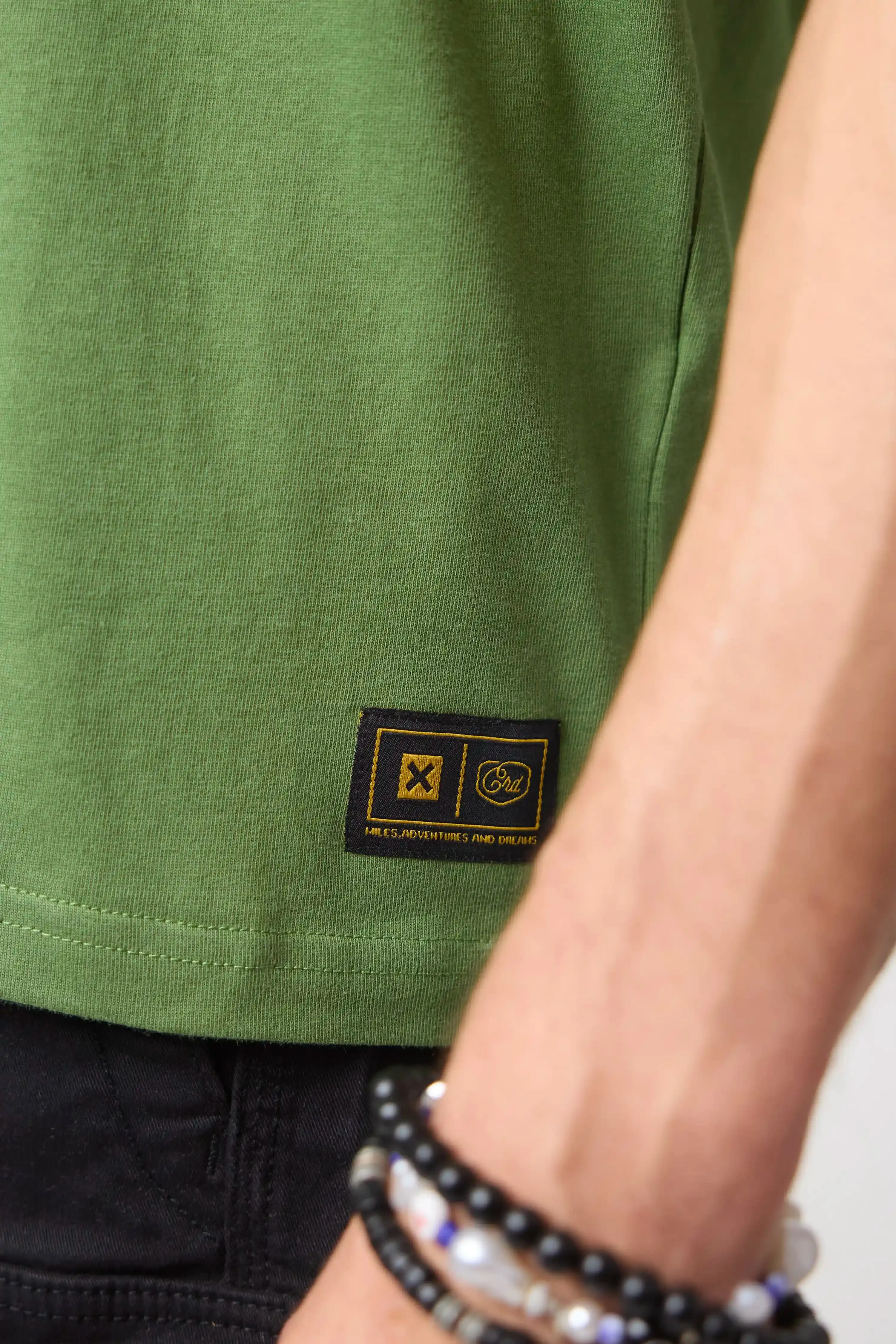 CAMISETA BASIC PREMIUM CRD VERDE sold by Blue Banana product image thumbnail 3