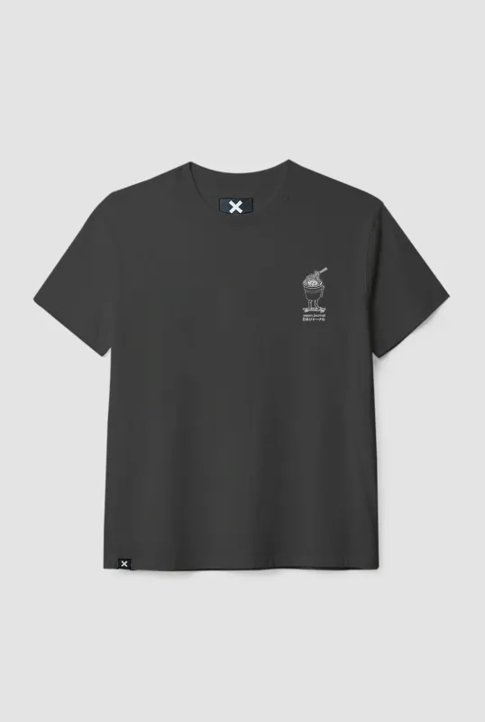 CAMISETA RAMEN ANTRACITA sold by Blue Banana