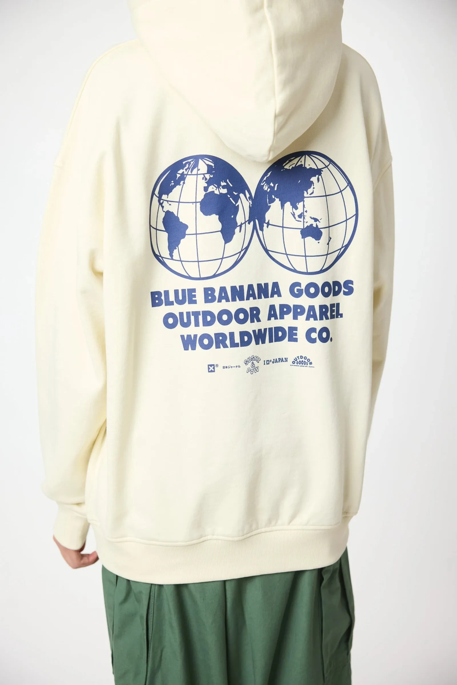SUDADERA CON CAPUCHA ATLAS CREMA sold by Blue Banana product image thumbnail 3