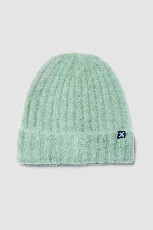 GORRO MUJER JADE VERDE sold by Blue Banana