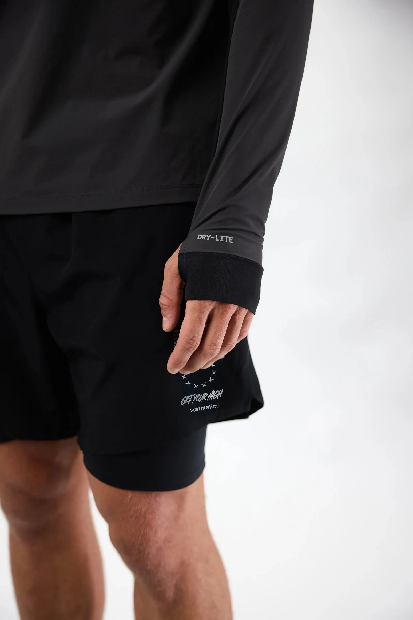 SUDADERA HALF ZIP IN NEGRA sold by Blue Banana product image thumbnail 3