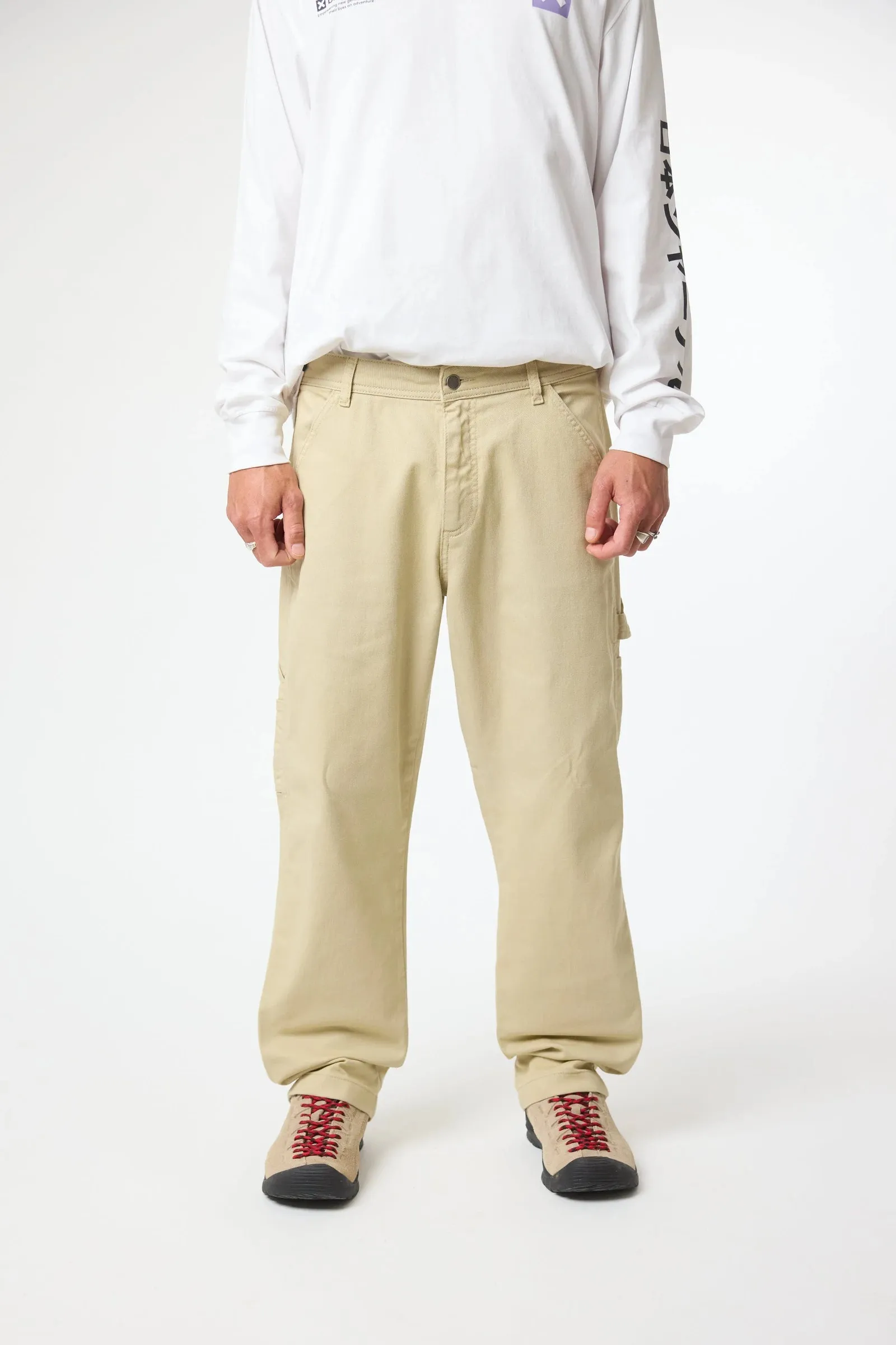 PACK CAMISETA CLASSIC AZUL MARINO + PANTALÓN STRAIGHT BARYS TOAST + CALCETINES NATURE NARANJA sold by Blue Banana product image thumbnail 4