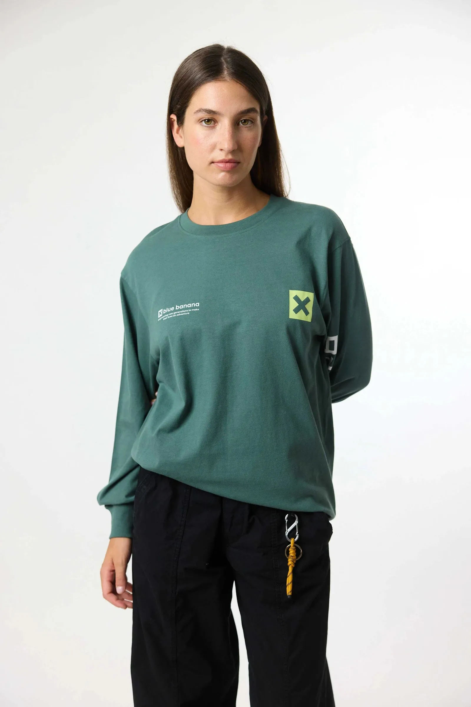 PACK SUDADERA CON CAPUCHA POLAR CAVE CAQUI + CAMISETA MANGA LARGA JOURNAL TREKKING GREEN sold by Blue Banana product image thumbnail 5