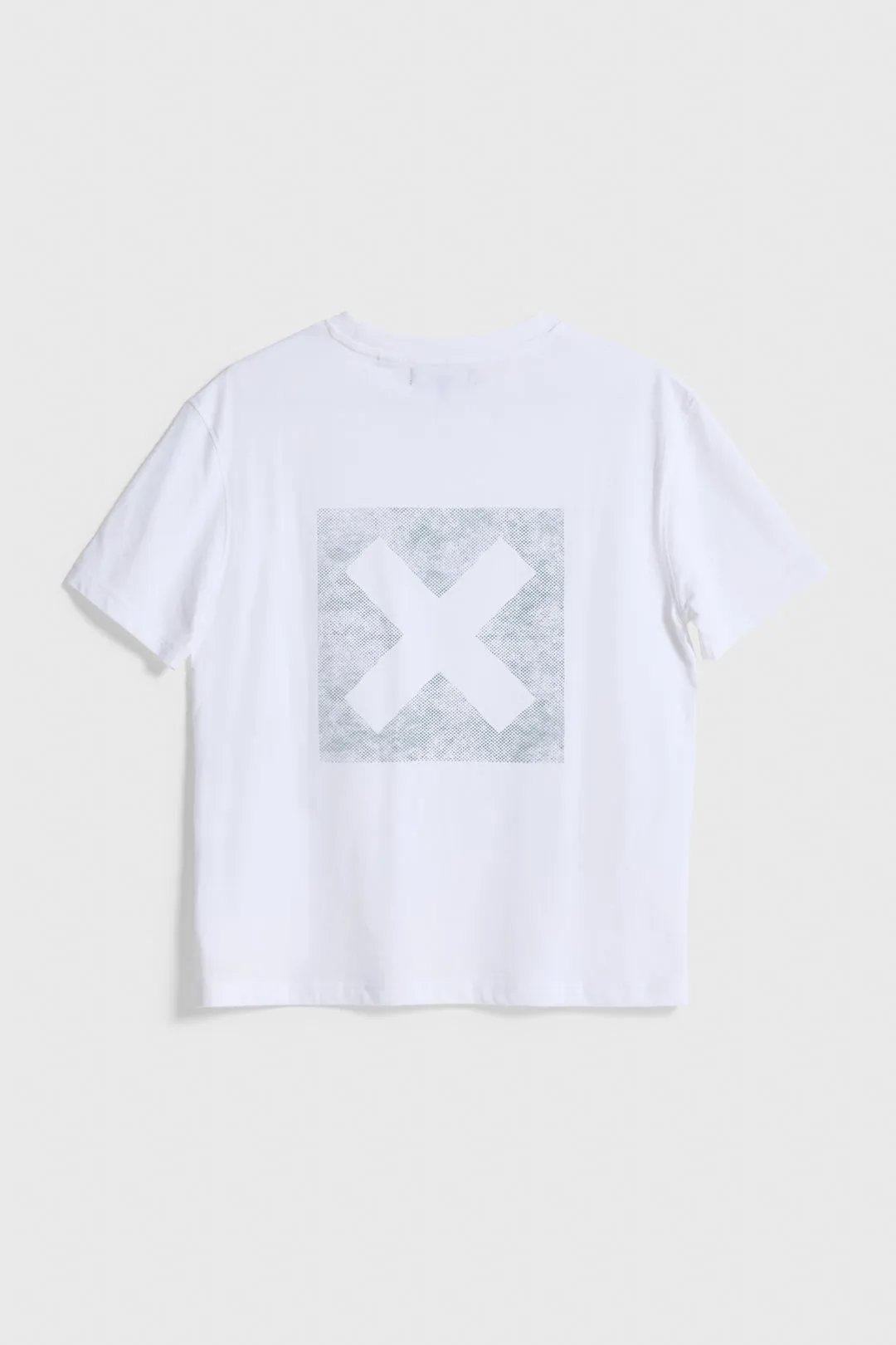 CAMISETA MUJER NATURE BLANCA sold by Blue Banana product image thumbnail 2