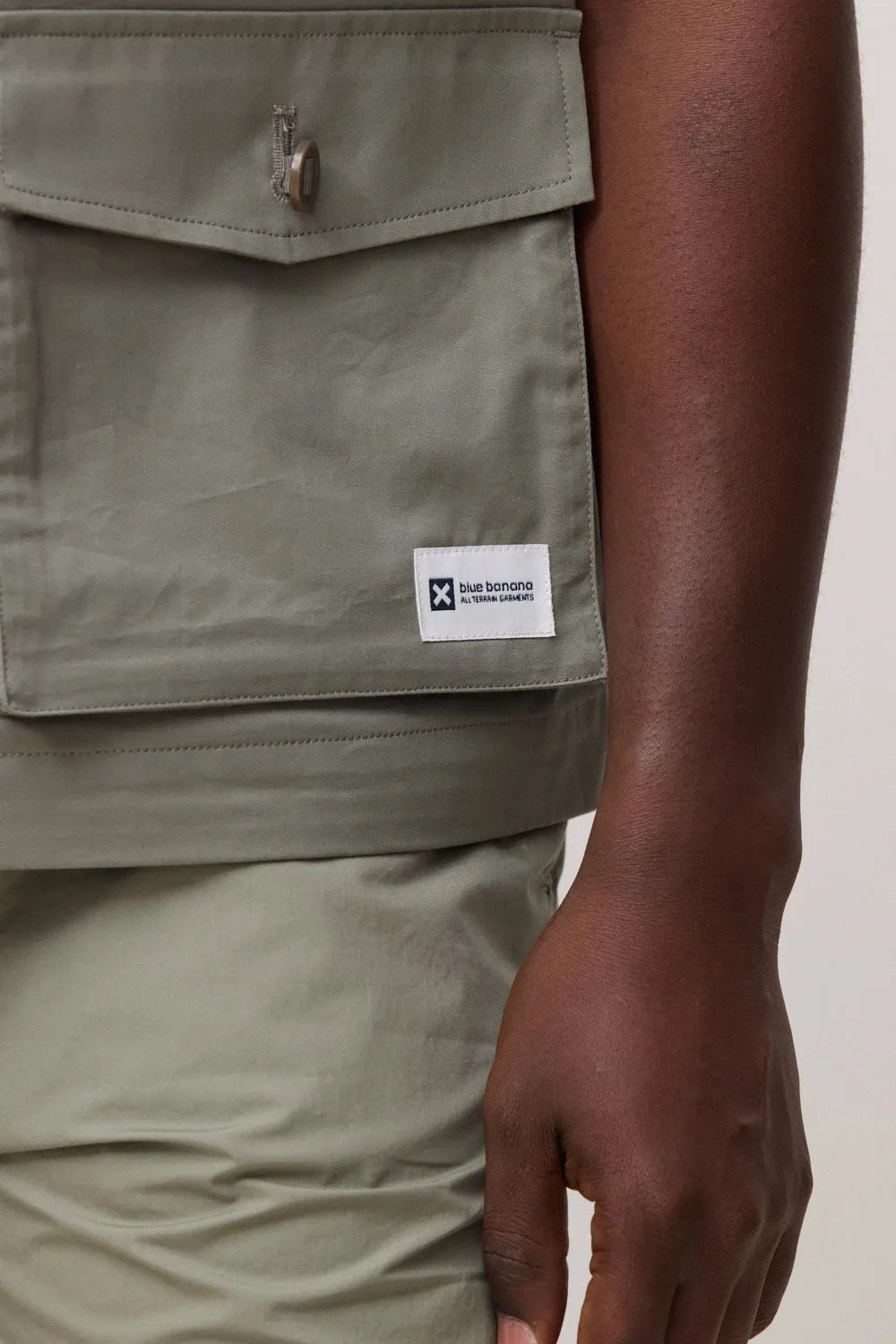 CHALECO CARGO OLIVE GREEN sold by Blue Banana product image thumbnail 4
