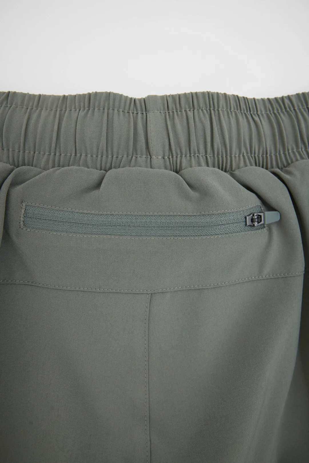 PANTALÓN CORTO MUJER ACTIVE OLIVE GREEN sold by Blue Banana product image thumbnail 4