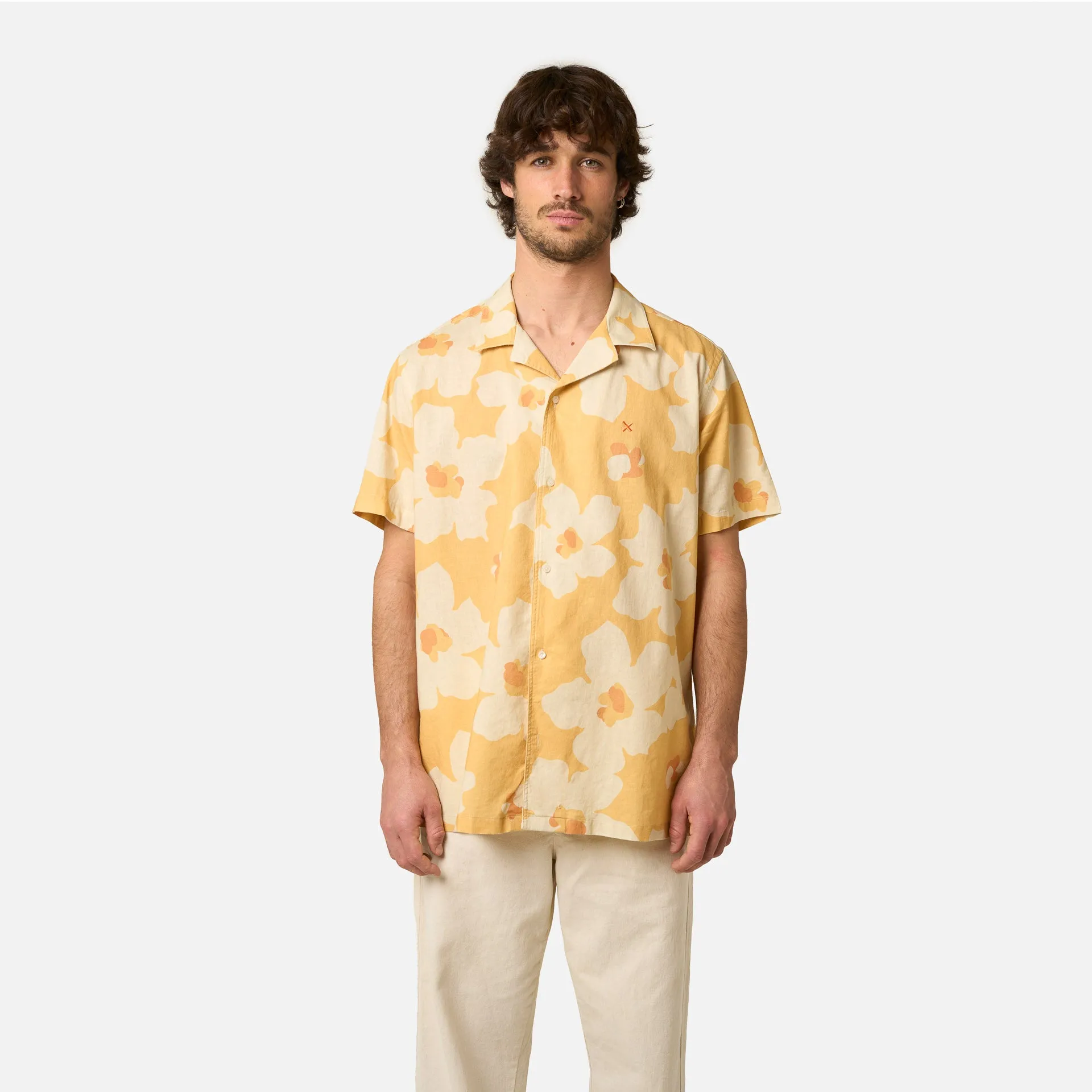 CAMISA HIBISCUS SS AMARILLA sold by Blue Banana product image thumbnail 5