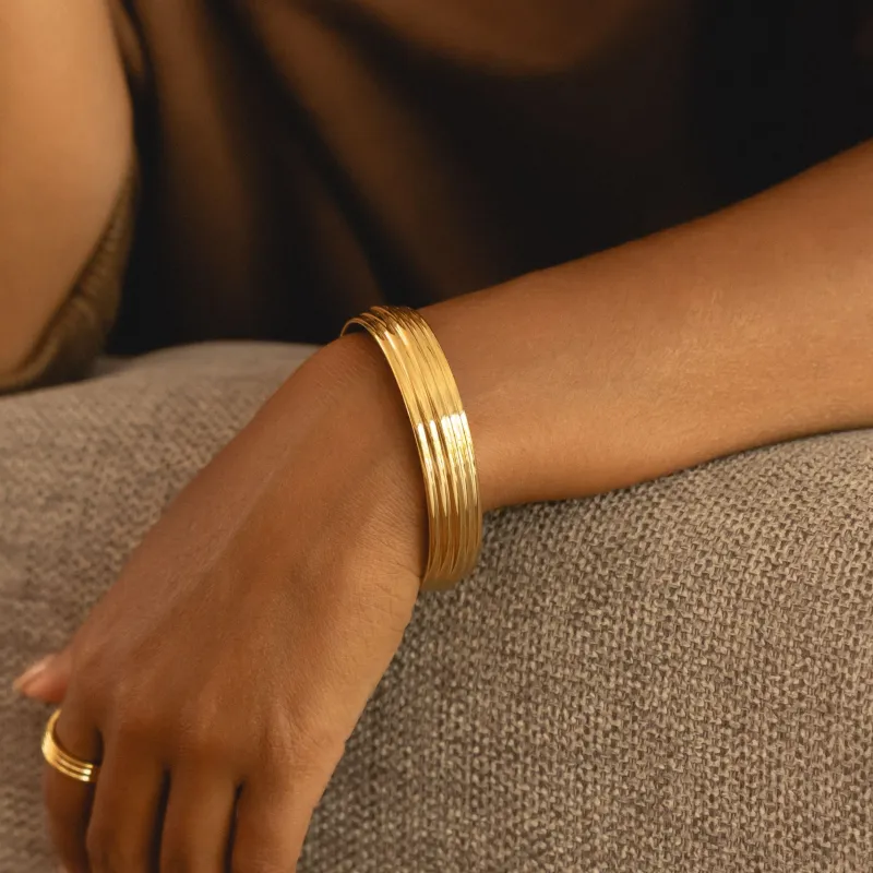 Linea Cuff made by Atolea