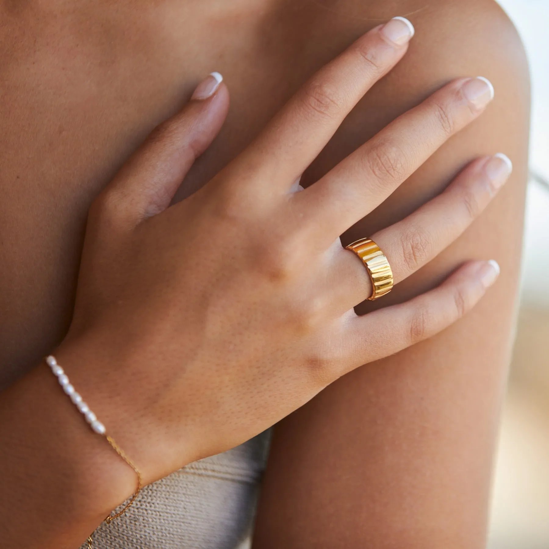 Bold Ring sold by Atolea product image thumbnail 5