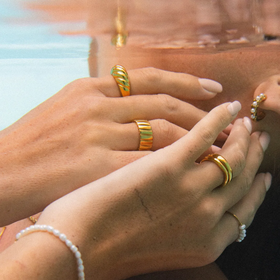 Bold Ring sold by Atolea product image thumbnail 3