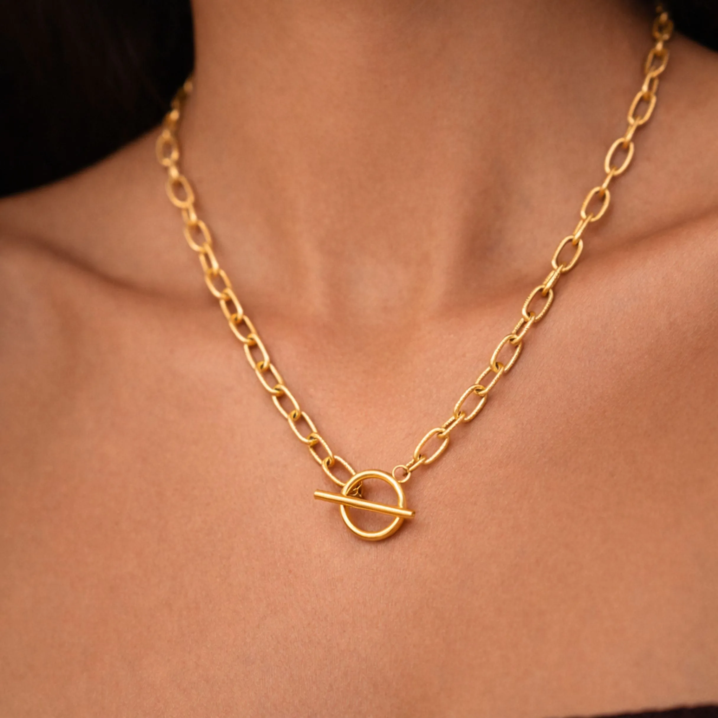 Paperclip Toggle Choker sold by Atolea