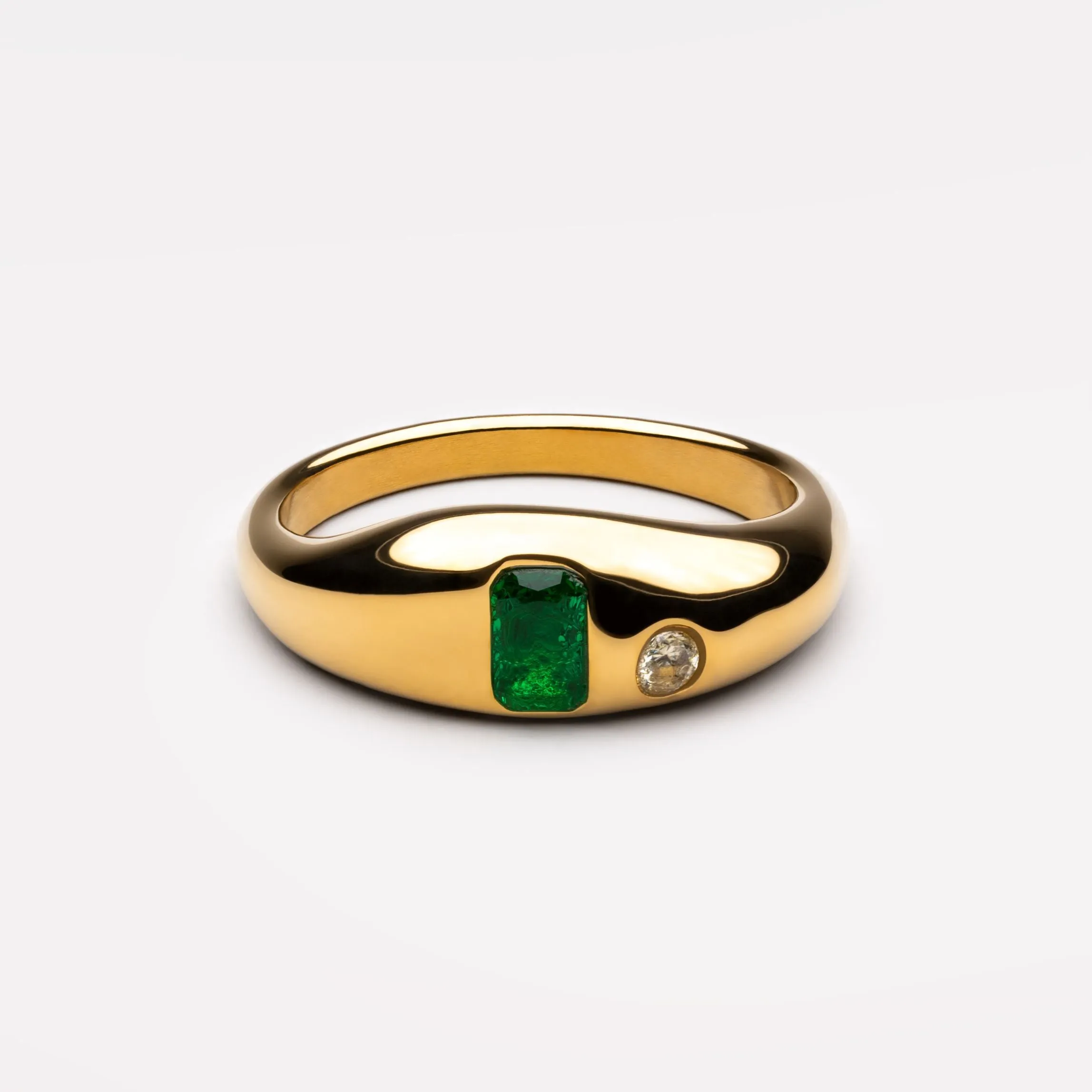 Verdra Ring sold by Atolea