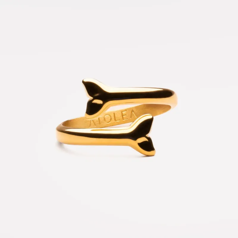 Whale Tail Ring made by Atolea