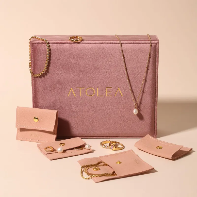 Signature Velvet Jewelry Box made by Atolea