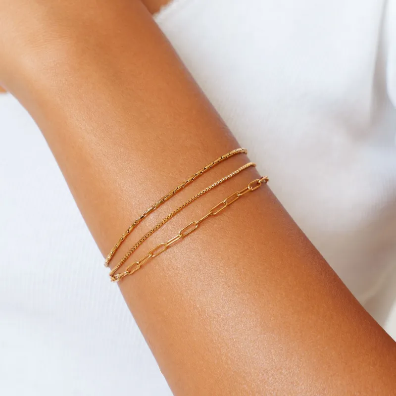 Golden Layered Bracelet made by Atolea
