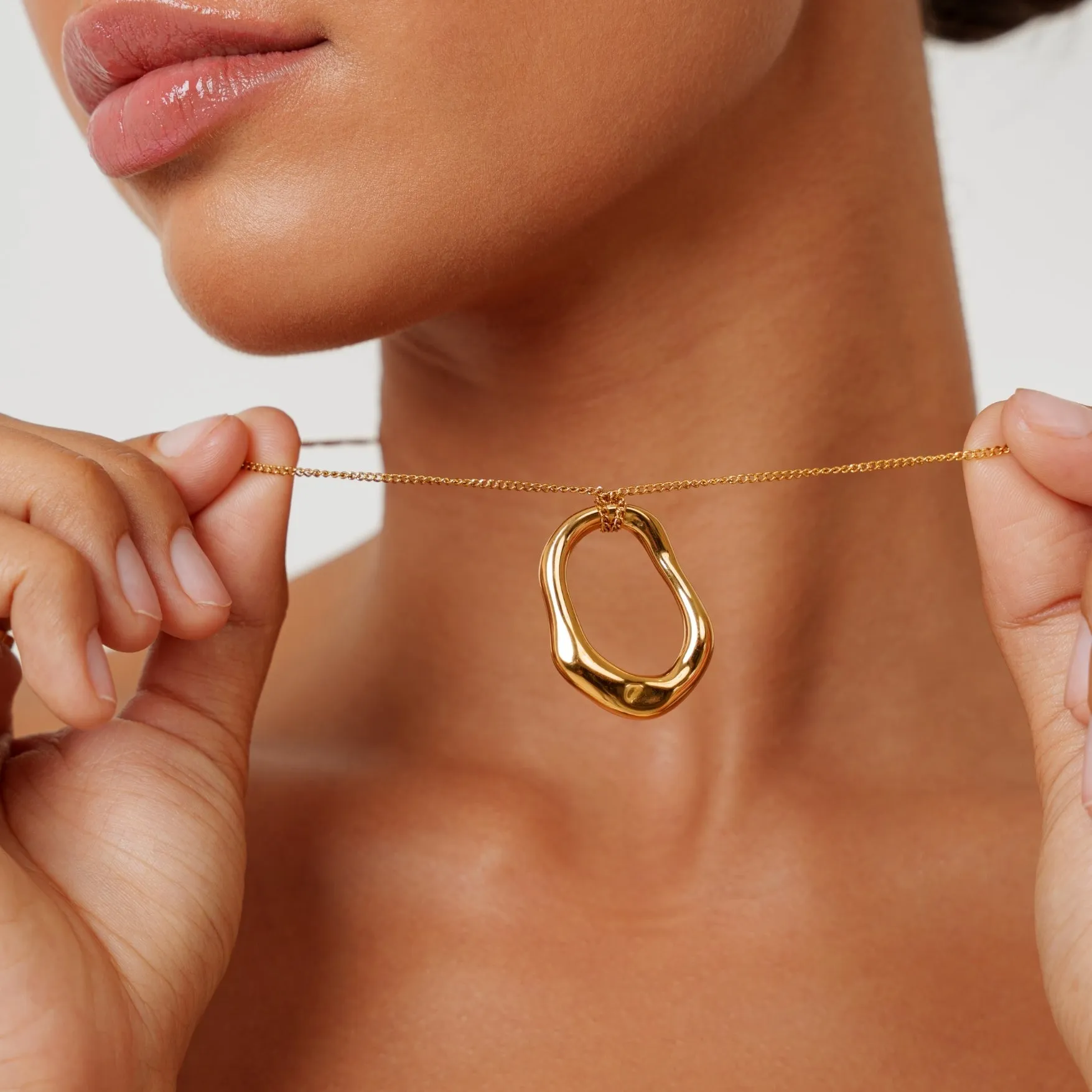 Solstice Necklace sold by Atolea product image thumbnail 4